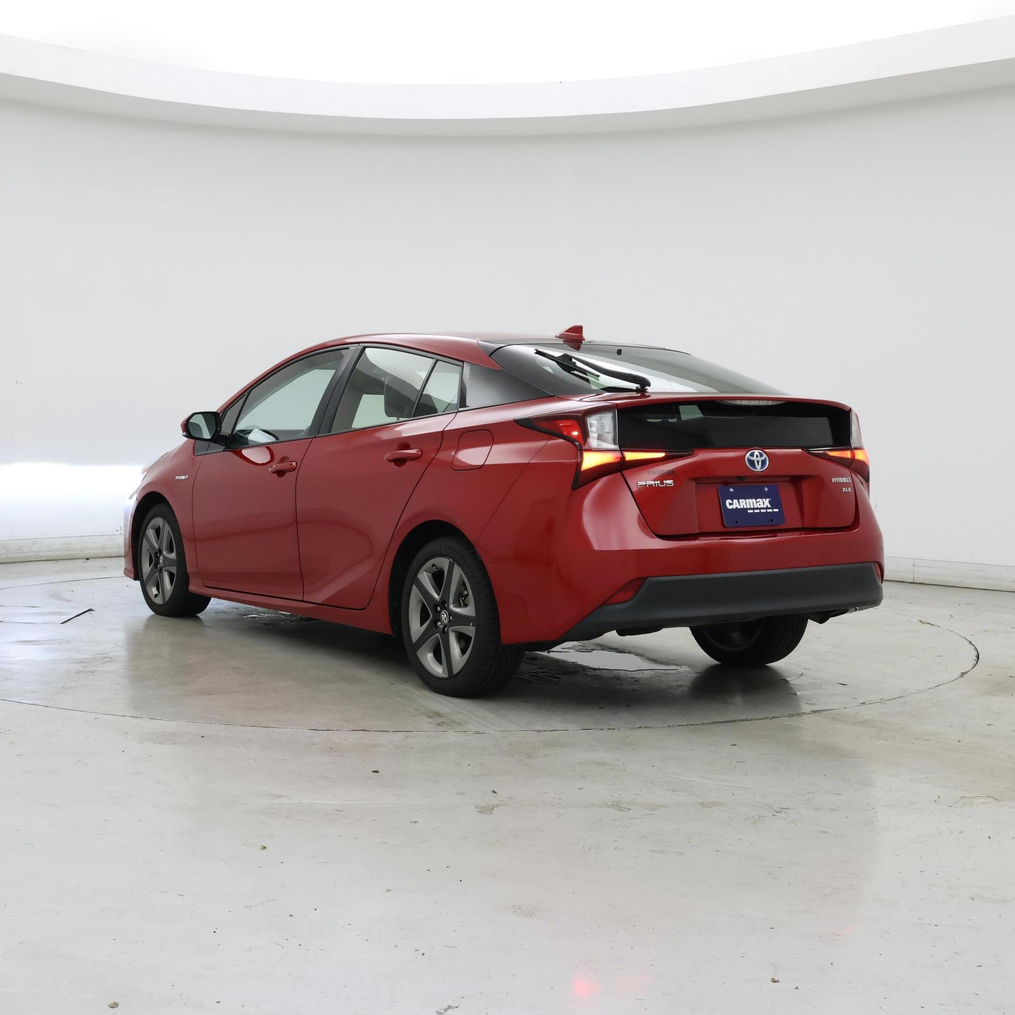 Thumbnail: 2019 Toyota Prius - 2