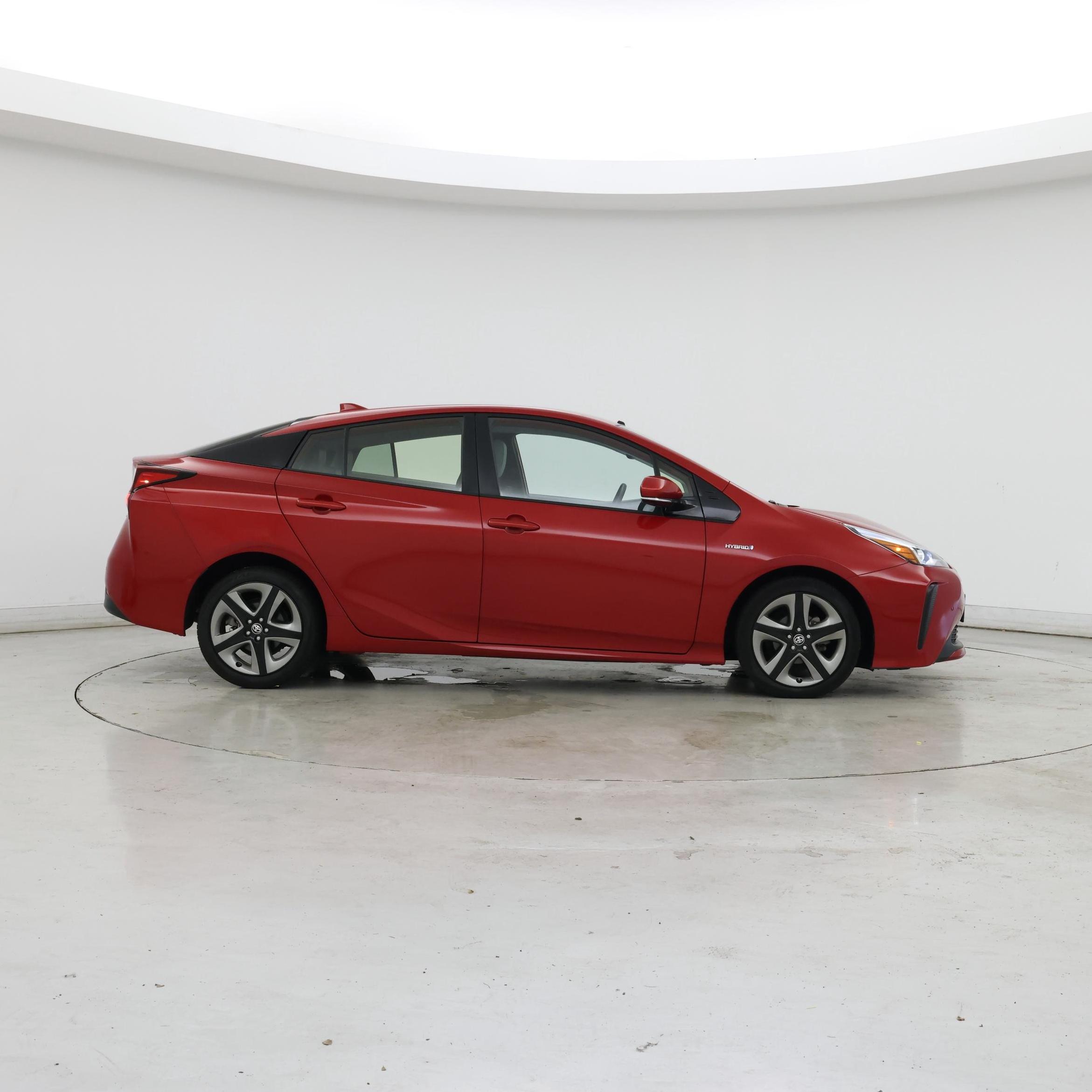 Thumbnail: 2019 Toyota Prius - 7