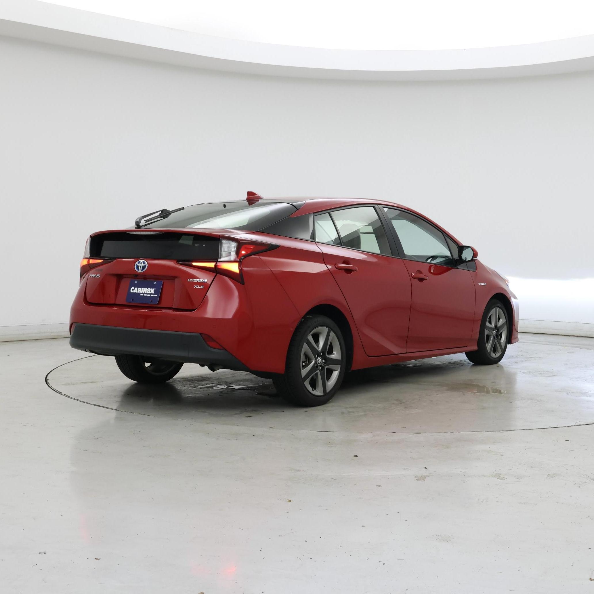 Thumbnail: 2019 Toyota Prius - 8