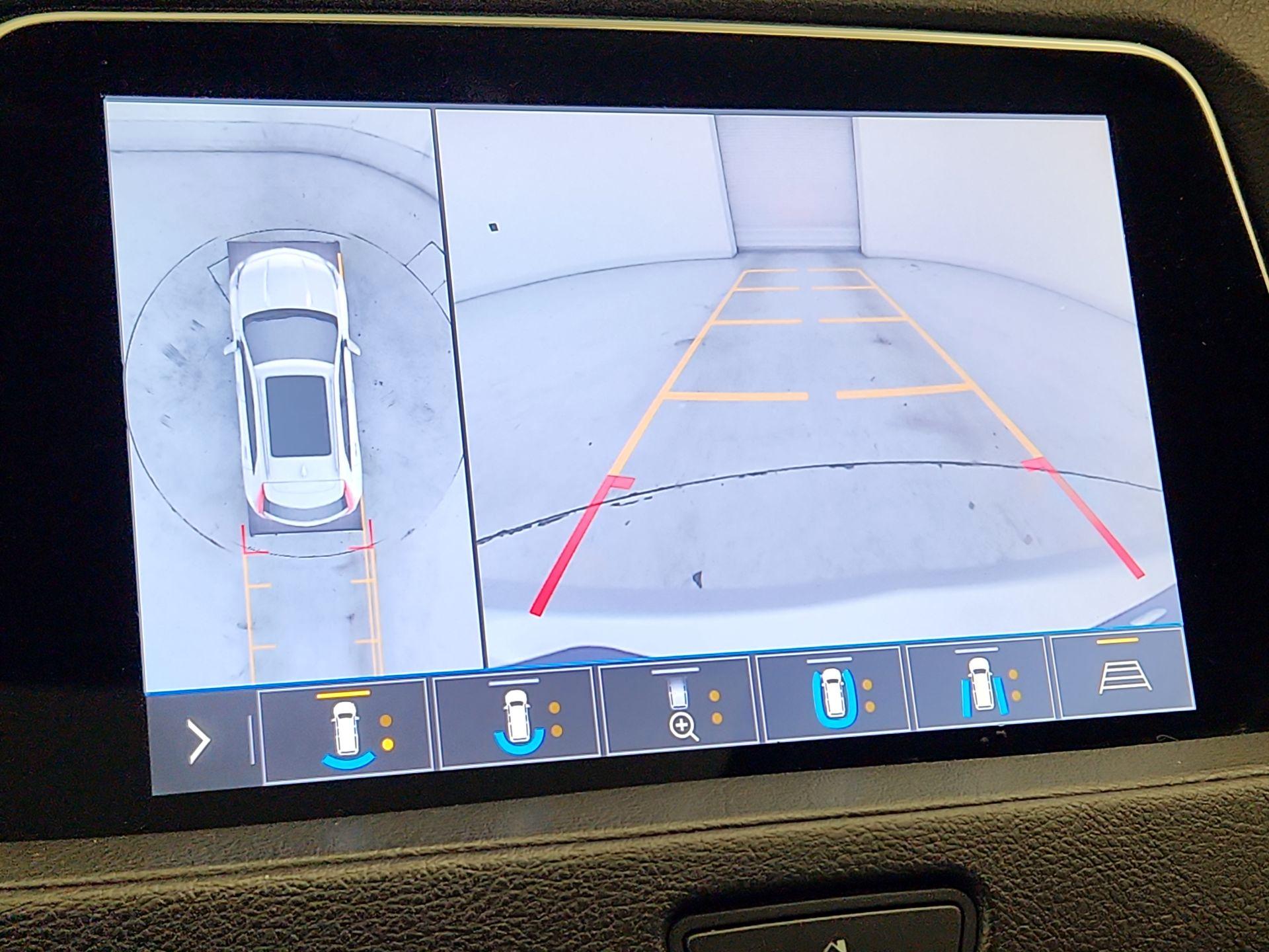 Thumbnail: 2019 Cadillac XT4 - 15