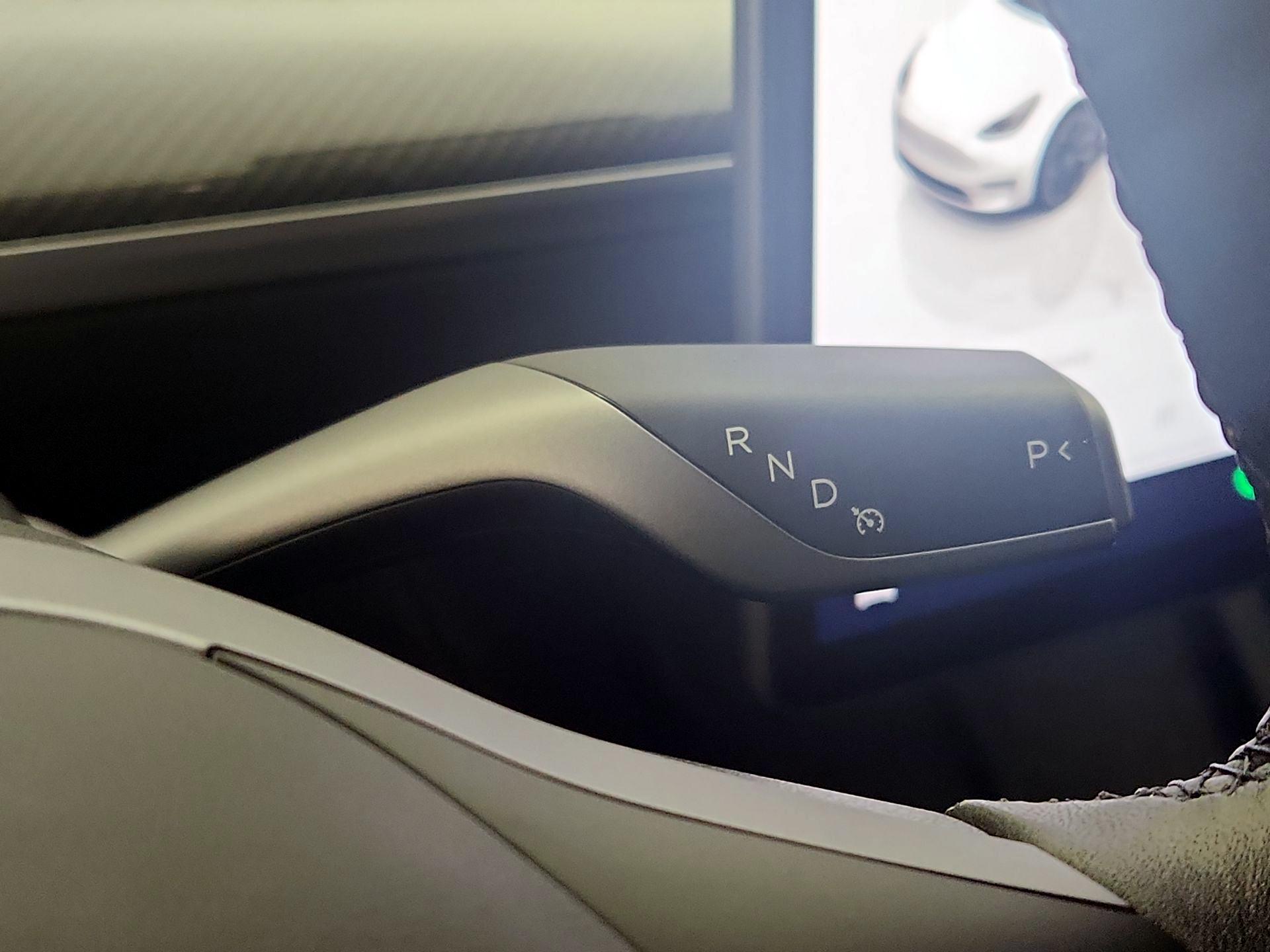 Thumbnail: 2023 Tesla Model Y - 18