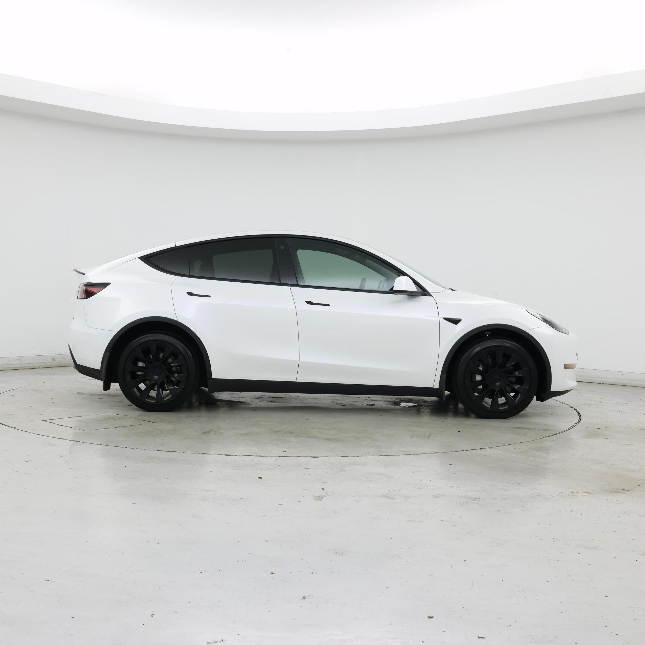 Thumbnail: 2023 Tesla Model Y - 7