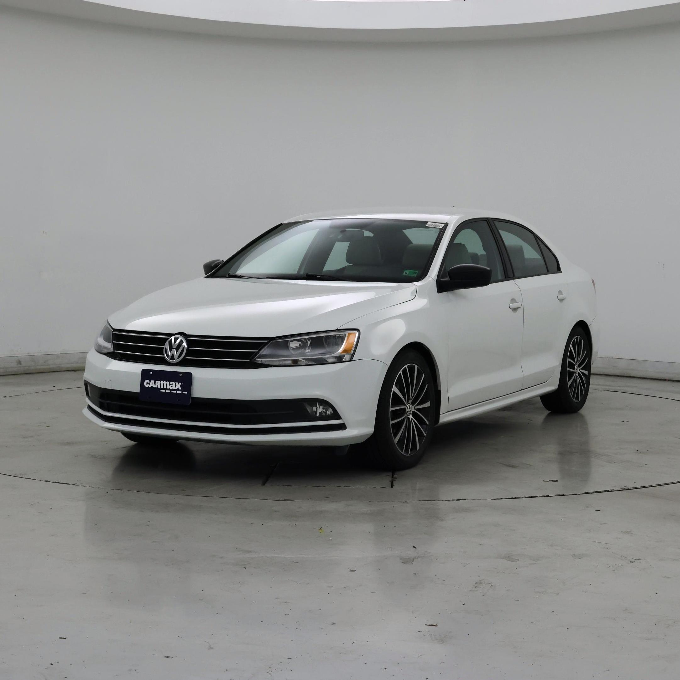 Thumbnail: 2016 Volkswagen Jetta - 4