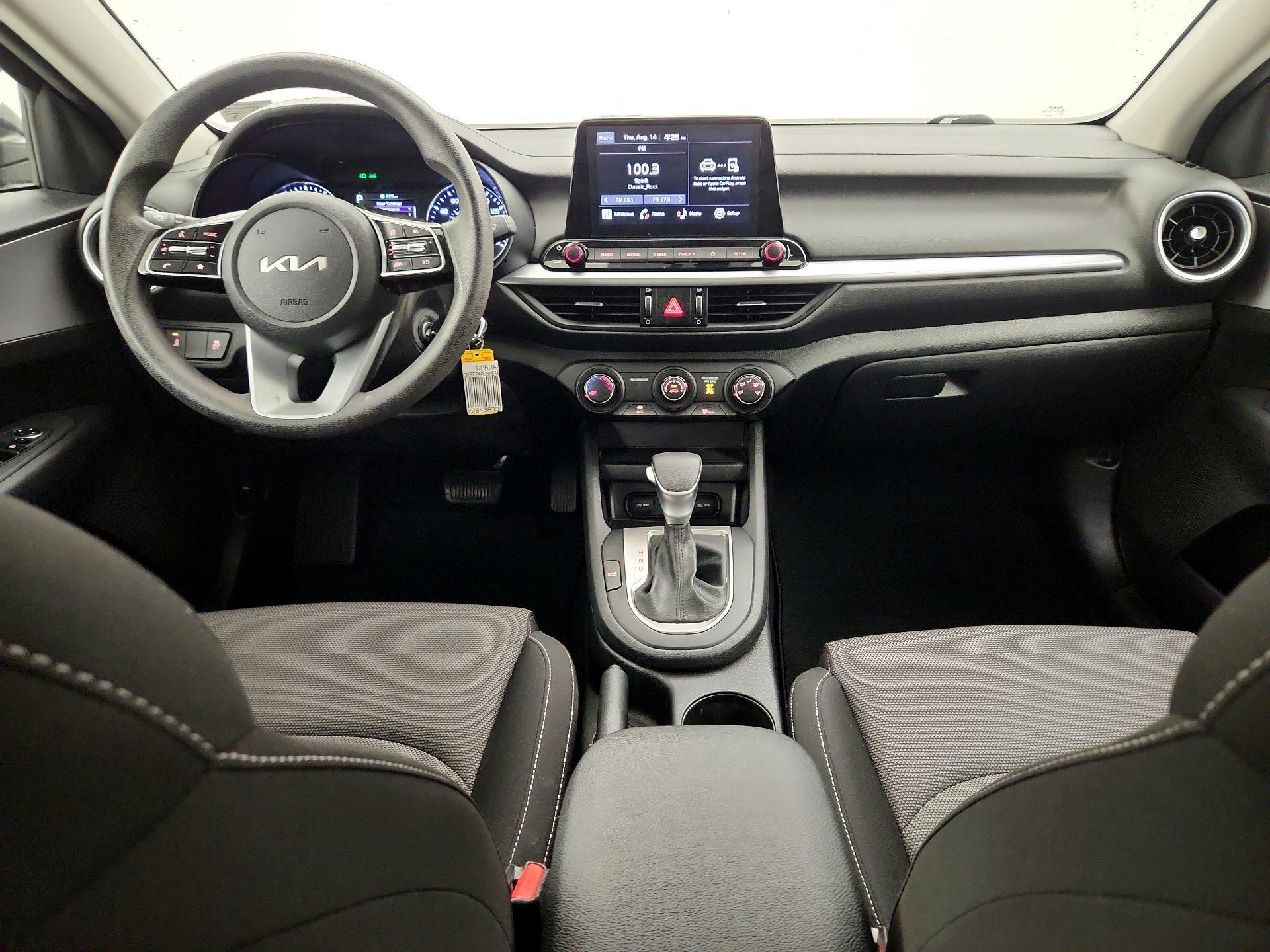Thumbnail: 2022 Kia Forte - 9