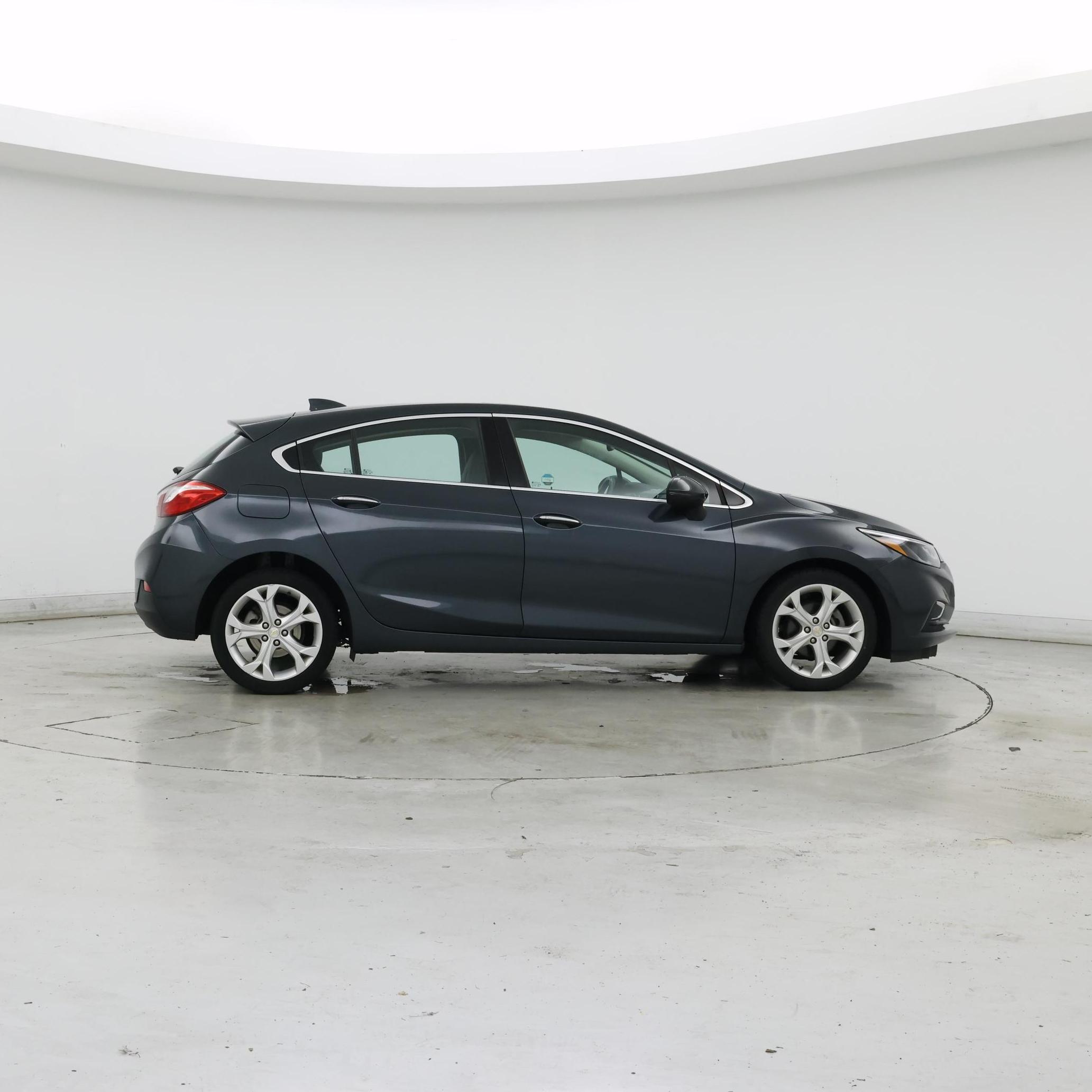 Thumbnail: 2018 Chevrolet Cruze - 7