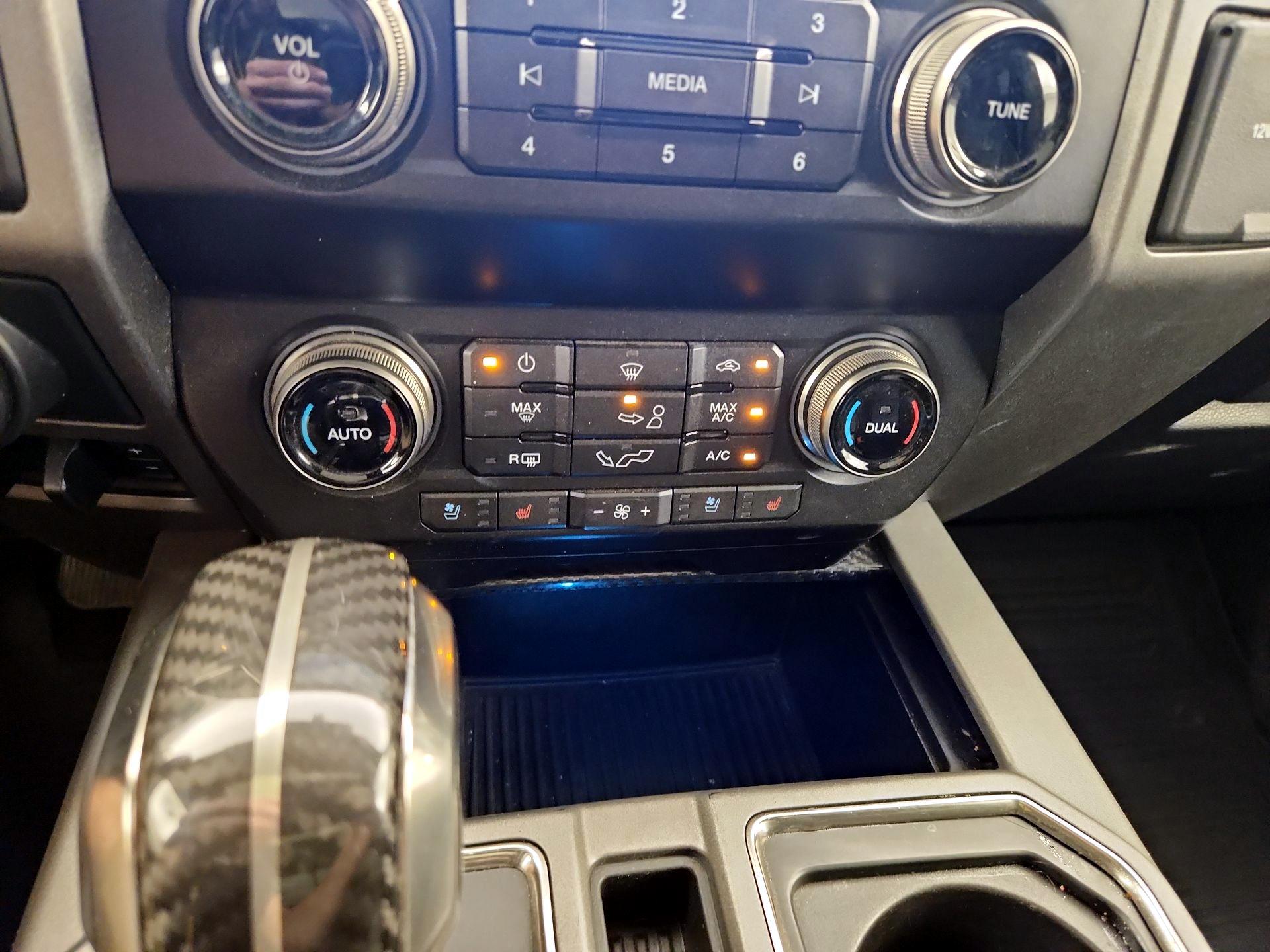 Thumbnail: 2019 Ford F-150 - 16