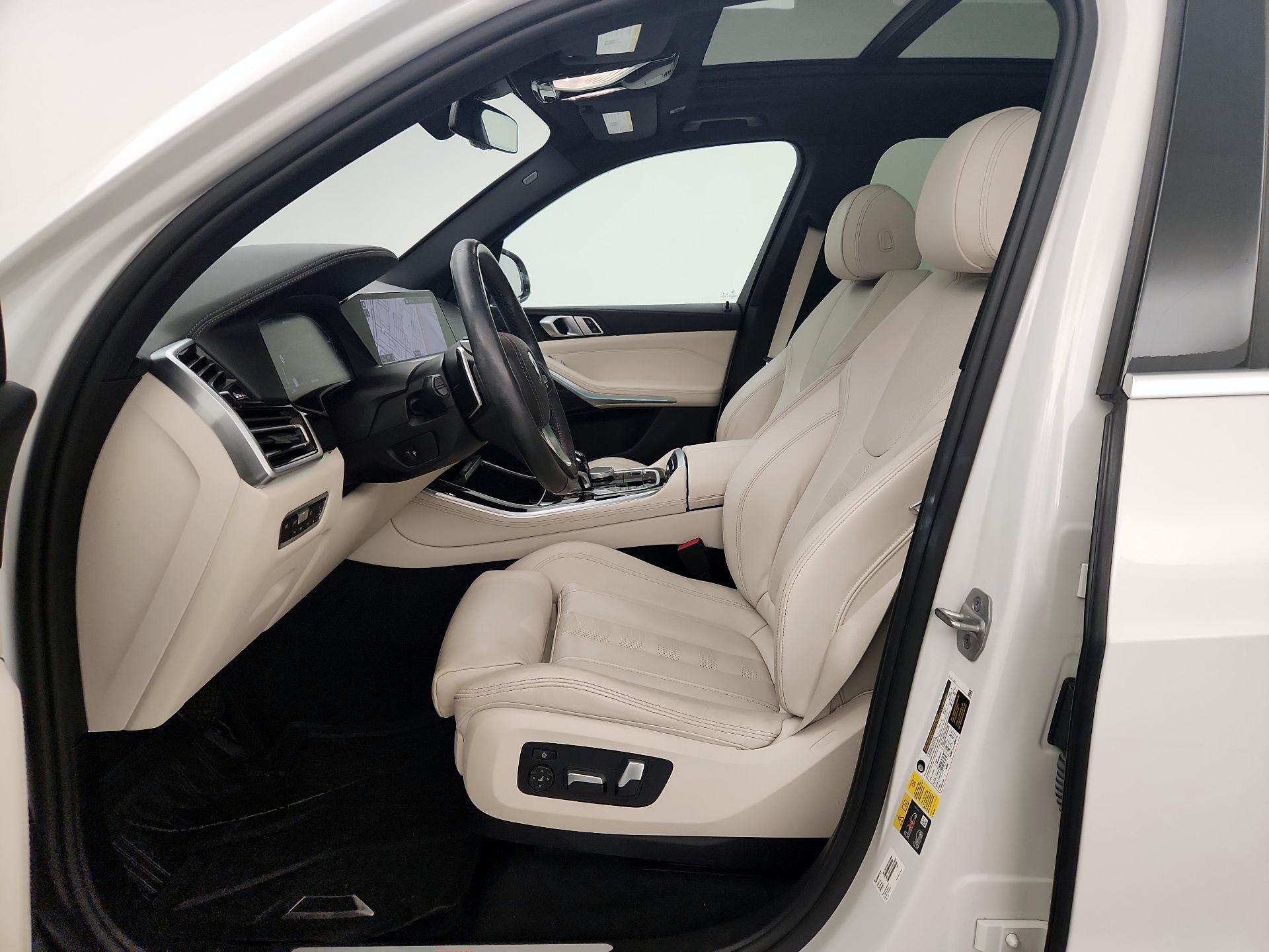 Thumbnail: 2021 BMW X5 - 11