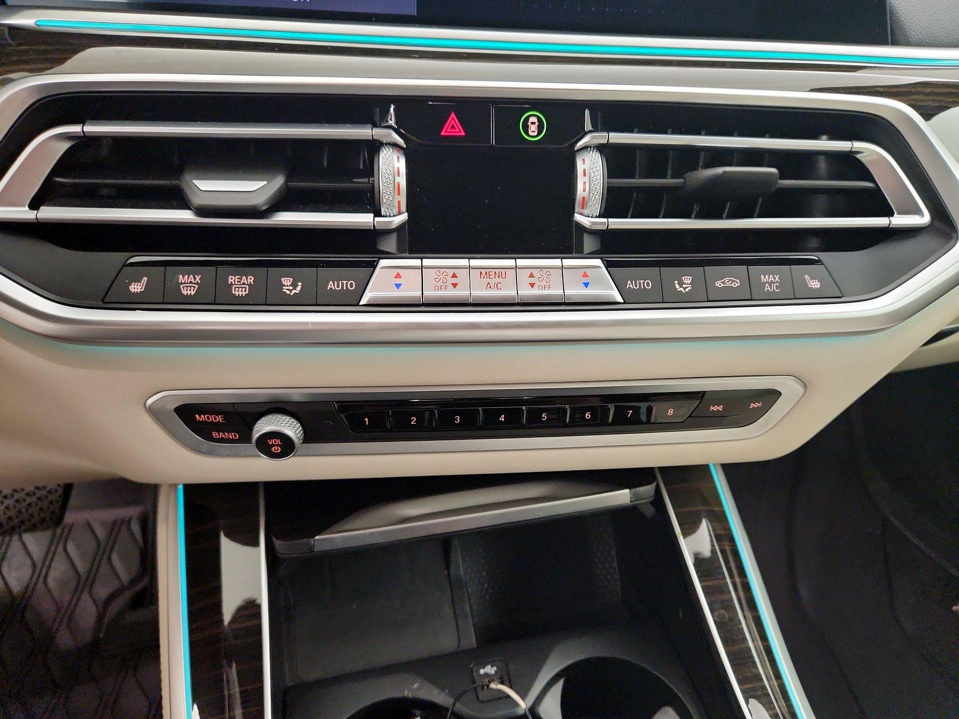 Thumbnail: 2021 BMW X5 - 17