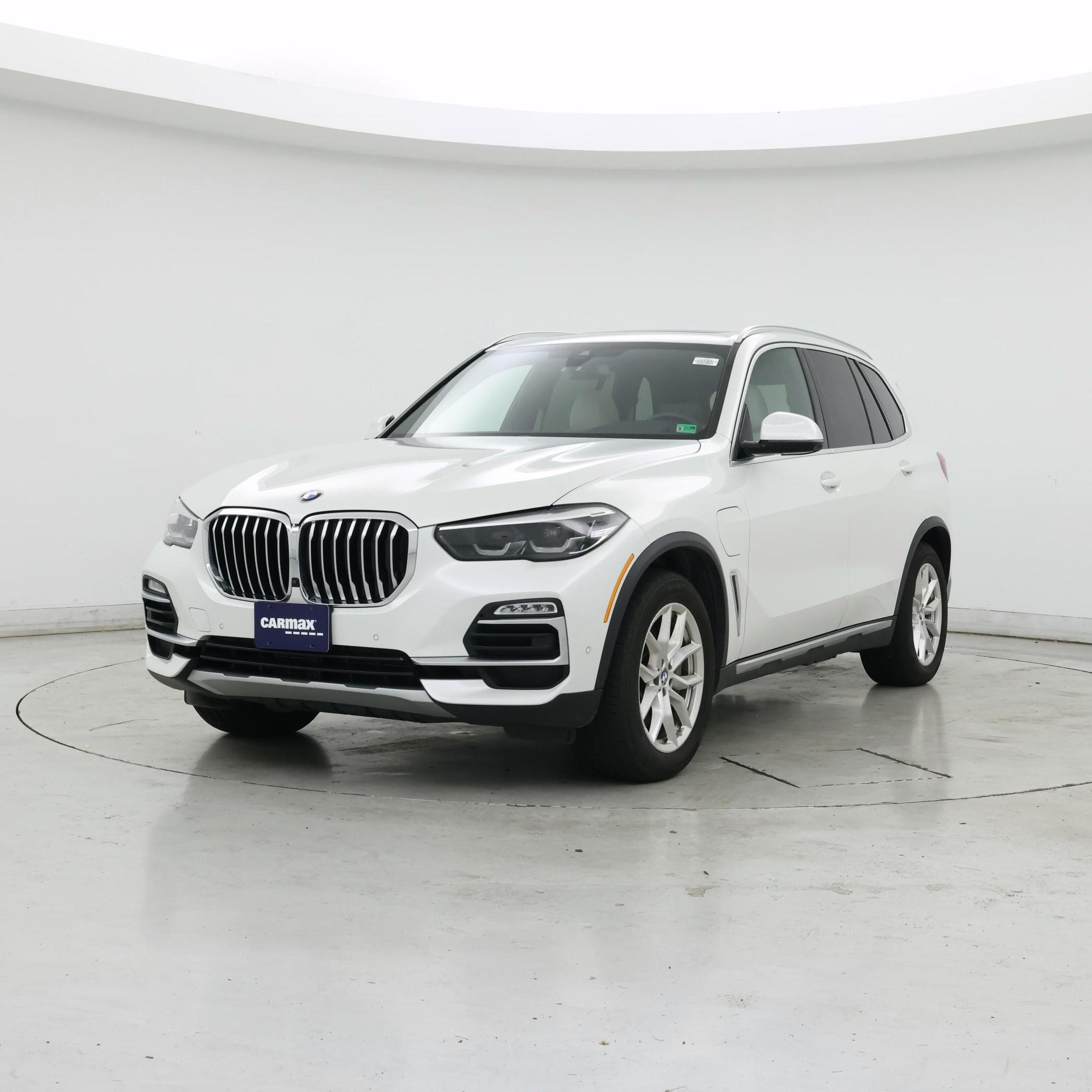 Thumbnail: 2021 BMW X5 - 4