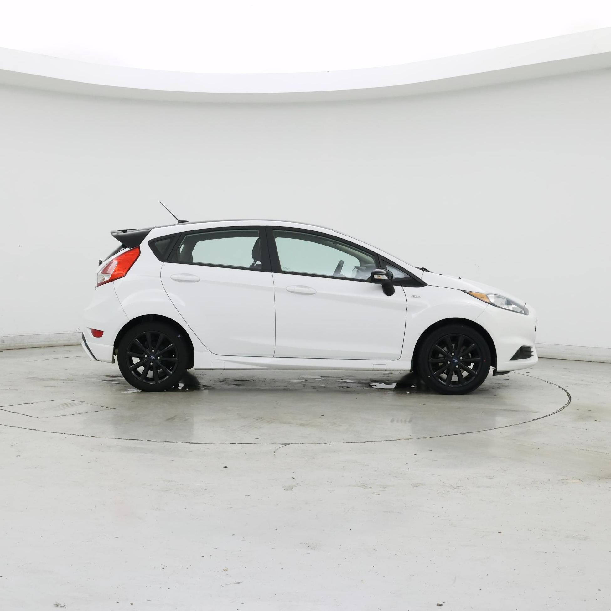 Thumbnail: 2019 Ford Fiesta - 7