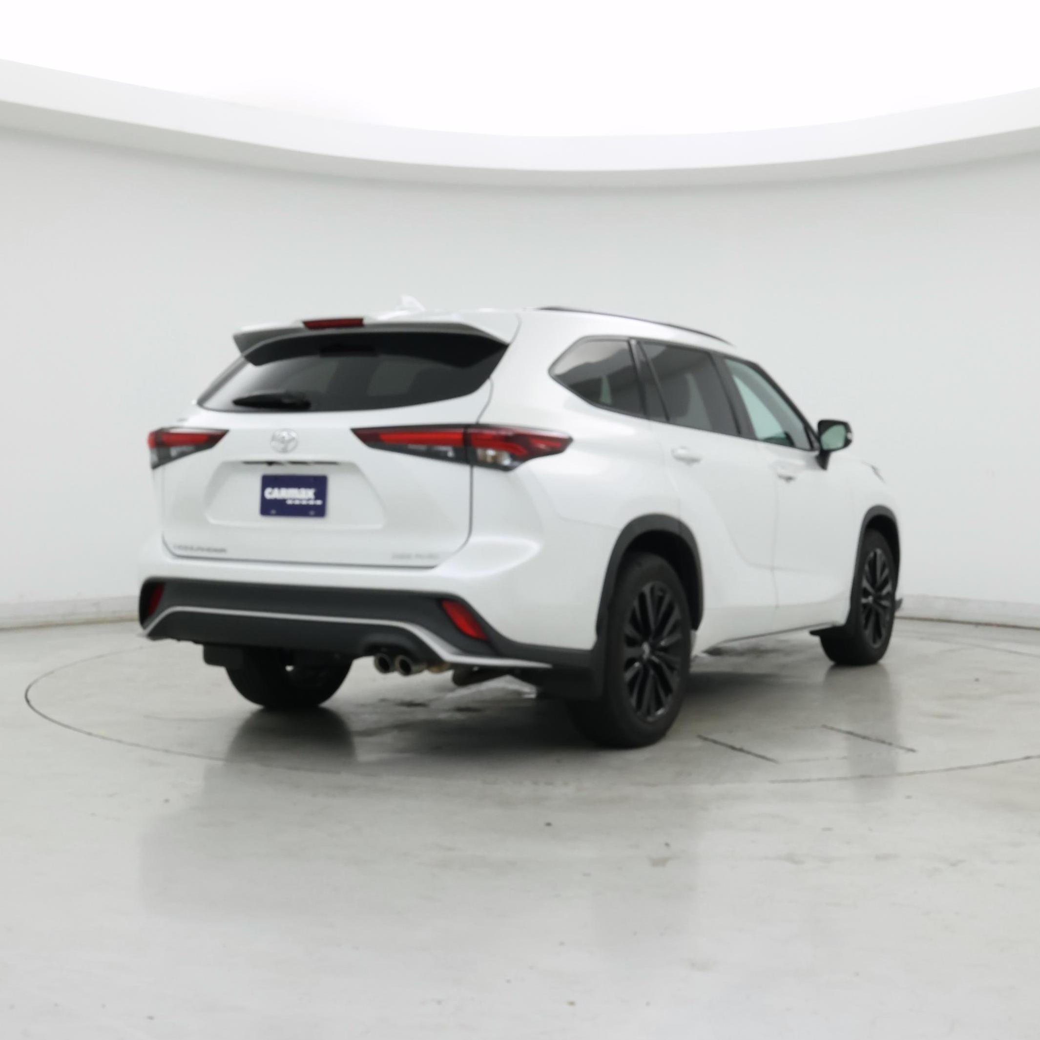 Thumbnail: 2024 Toyota Highlander - 8