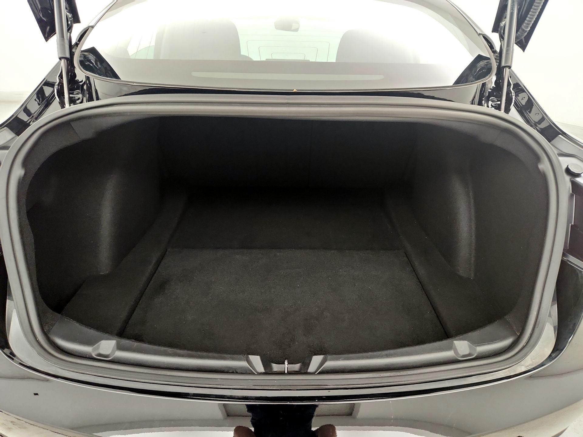 Thumbnail: 2019 Tesla Model 3 - 19