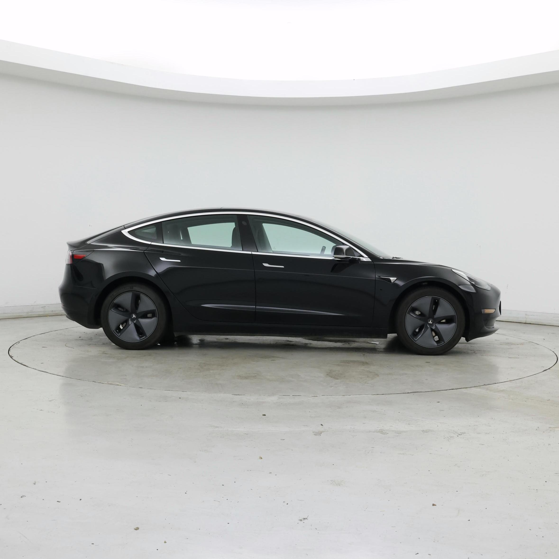 Thumbnail: 2019 Tesla Model 3 - 7