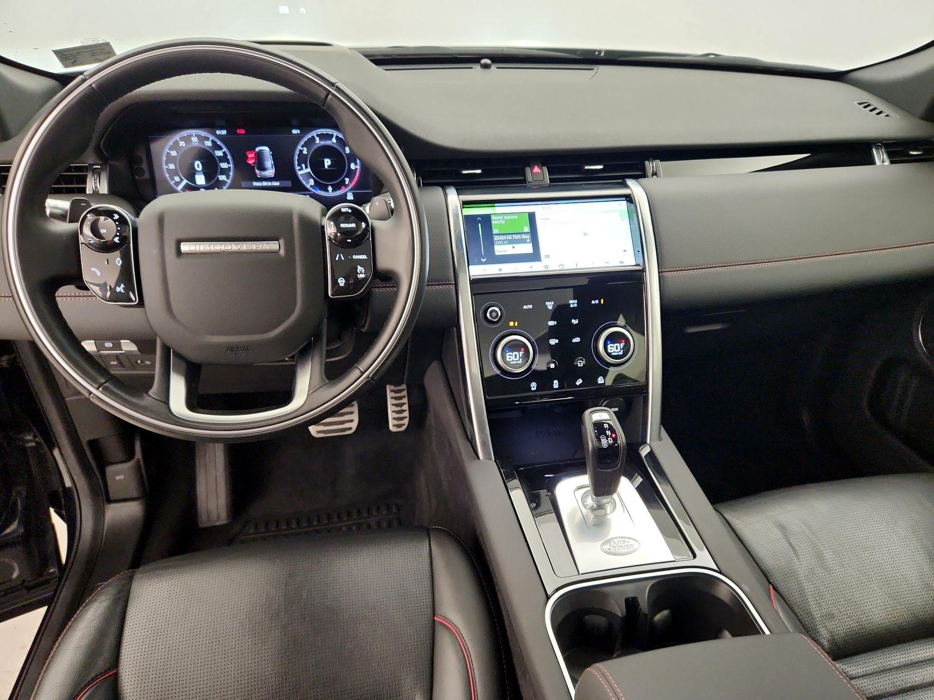 Thumbnail: 2020 Land Rover Discovery Sport - 9