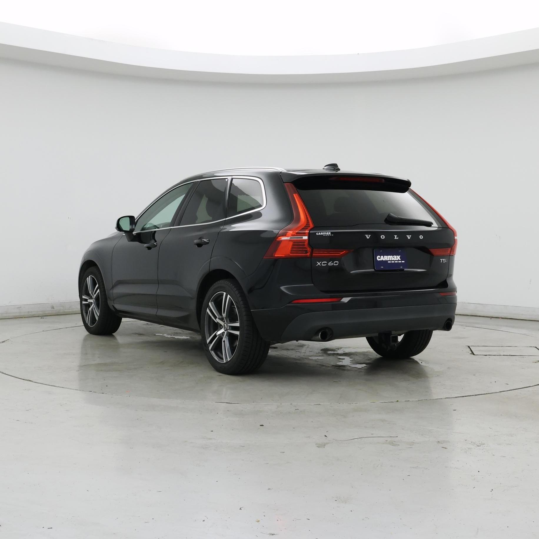 Thumbnail: 2018 Volvo XC60 - 2