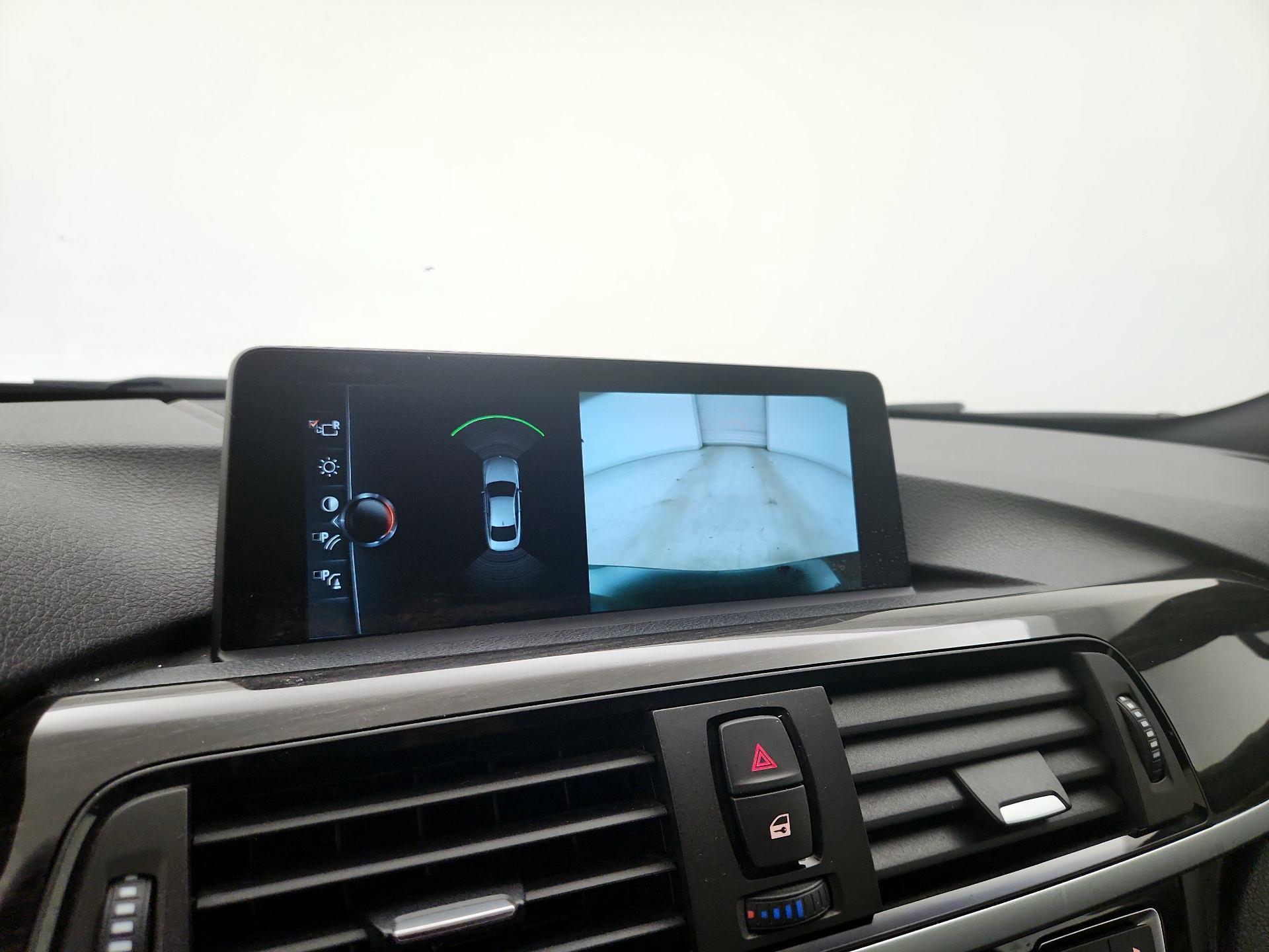 Thumbnail: 2017 BMW 4 Series - 15