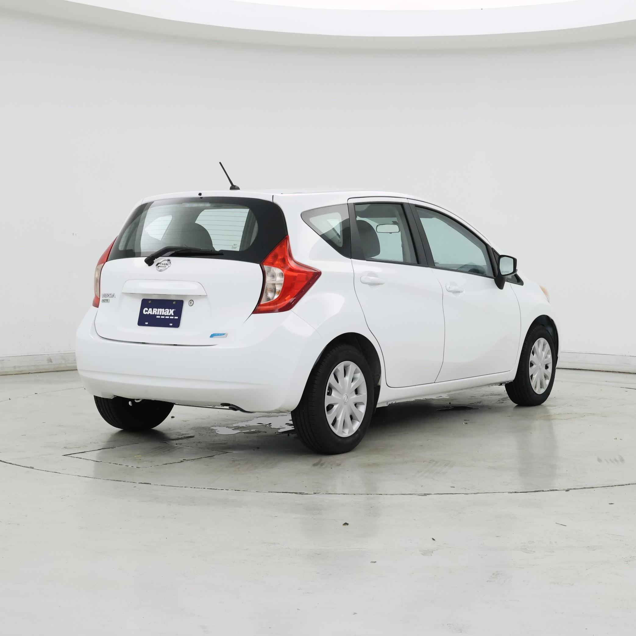 Thumbnail: 2015 Nissan Versa Note - 8