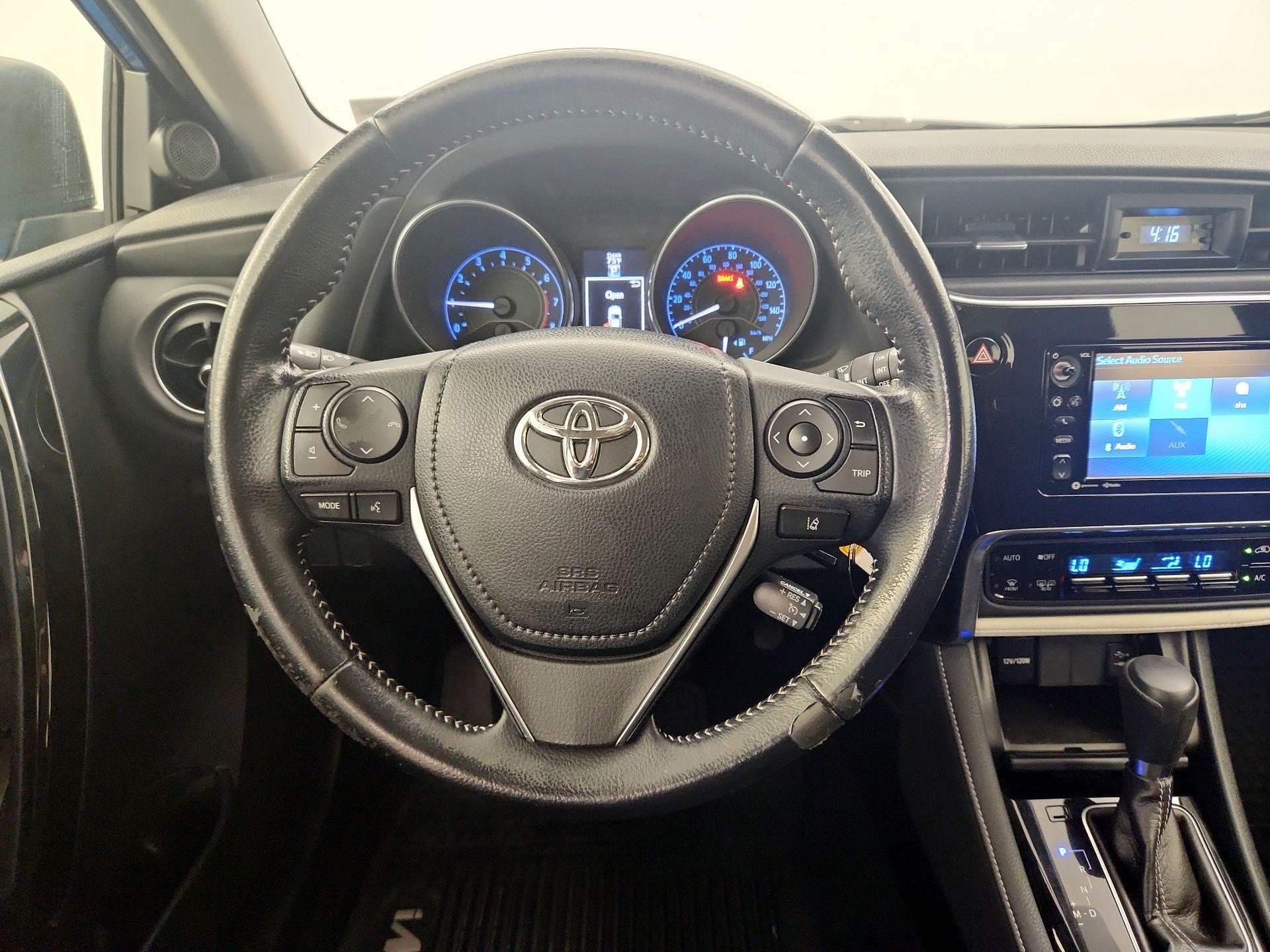 Thumbnail: 2017 Toyota Corolla iM - 10