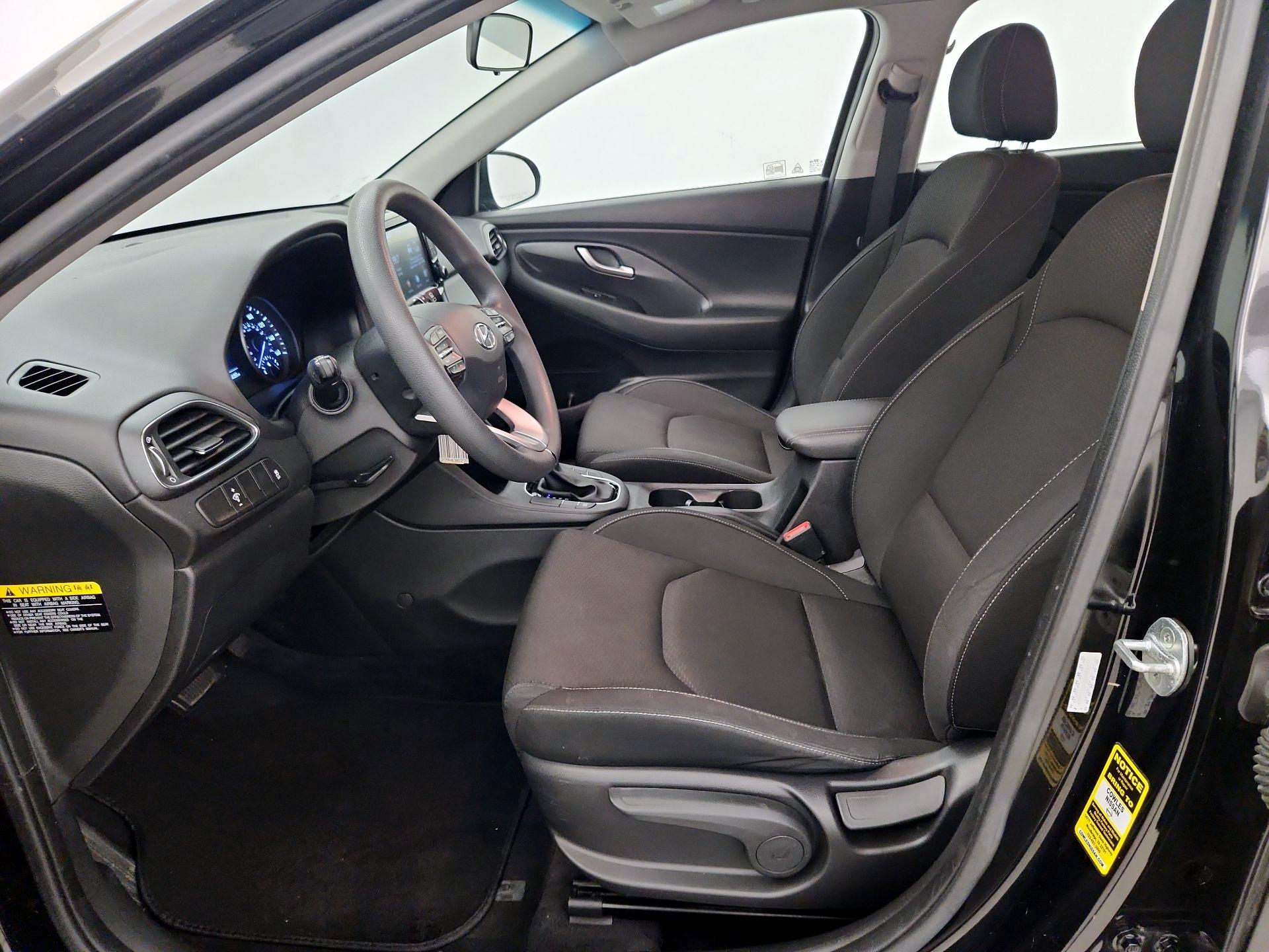 Thumbnail: 2018 Hyundai Elantra - 11