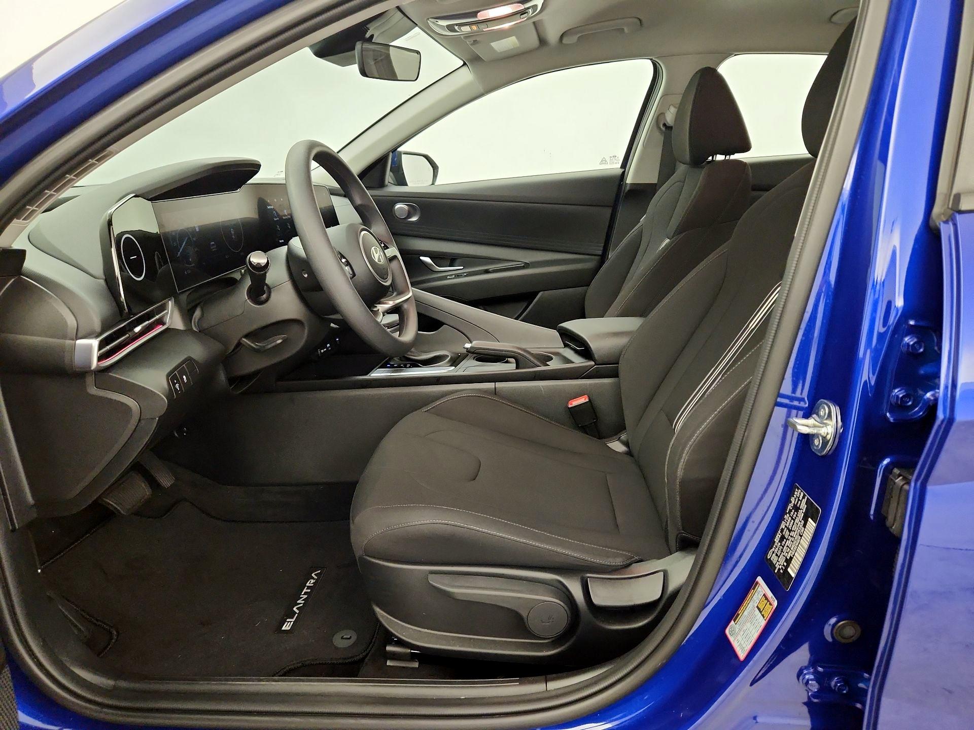 Thumbnail: 2024 Hyundai Elantra - 11