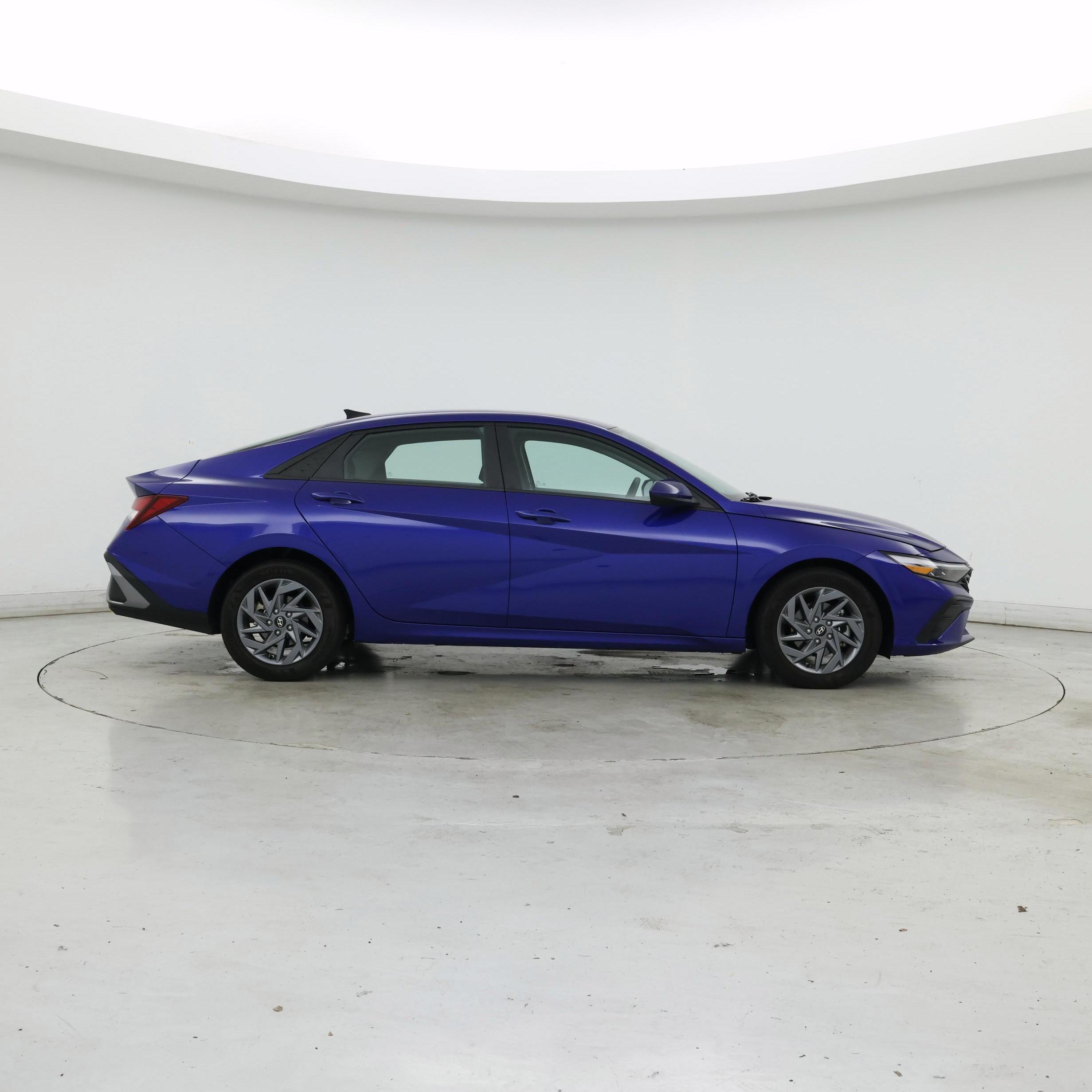 Thumbnail: 2024 Hyundai Elantra - 7