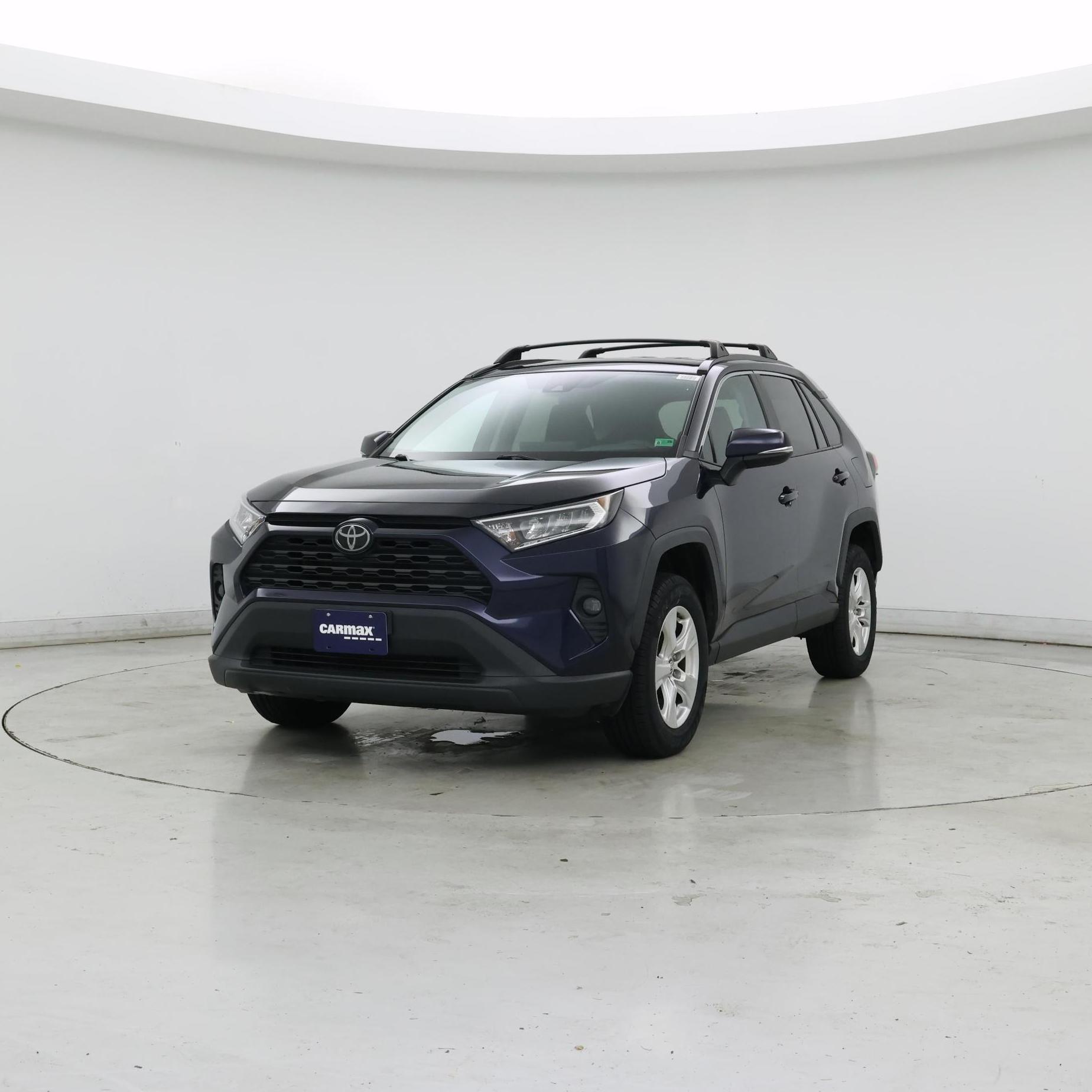 Thumbnail: 2021 Toyota RAV4 - 4