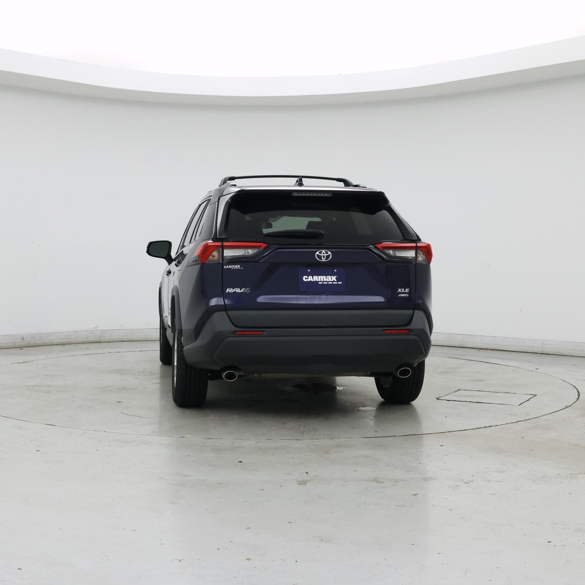 Thumbnail: 2021 Toyota RAV4 - 6