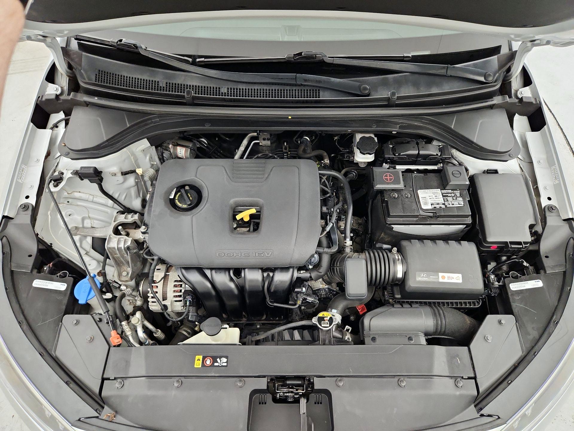 Thumbnail: 2019 Hyundai Elantra - 19