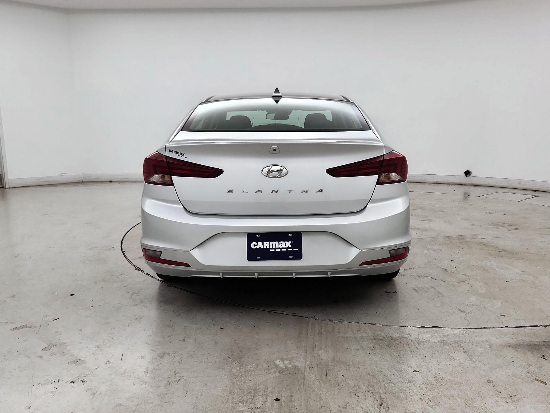 Thumbnail: 2019 Hyundai Elantra - 6