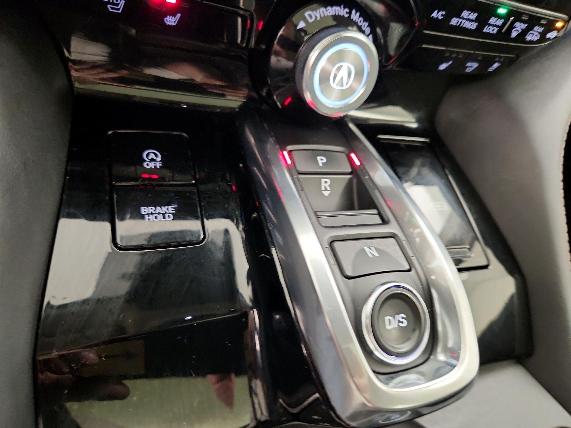 Thumbnail: 2022 Acura MDX - 18
