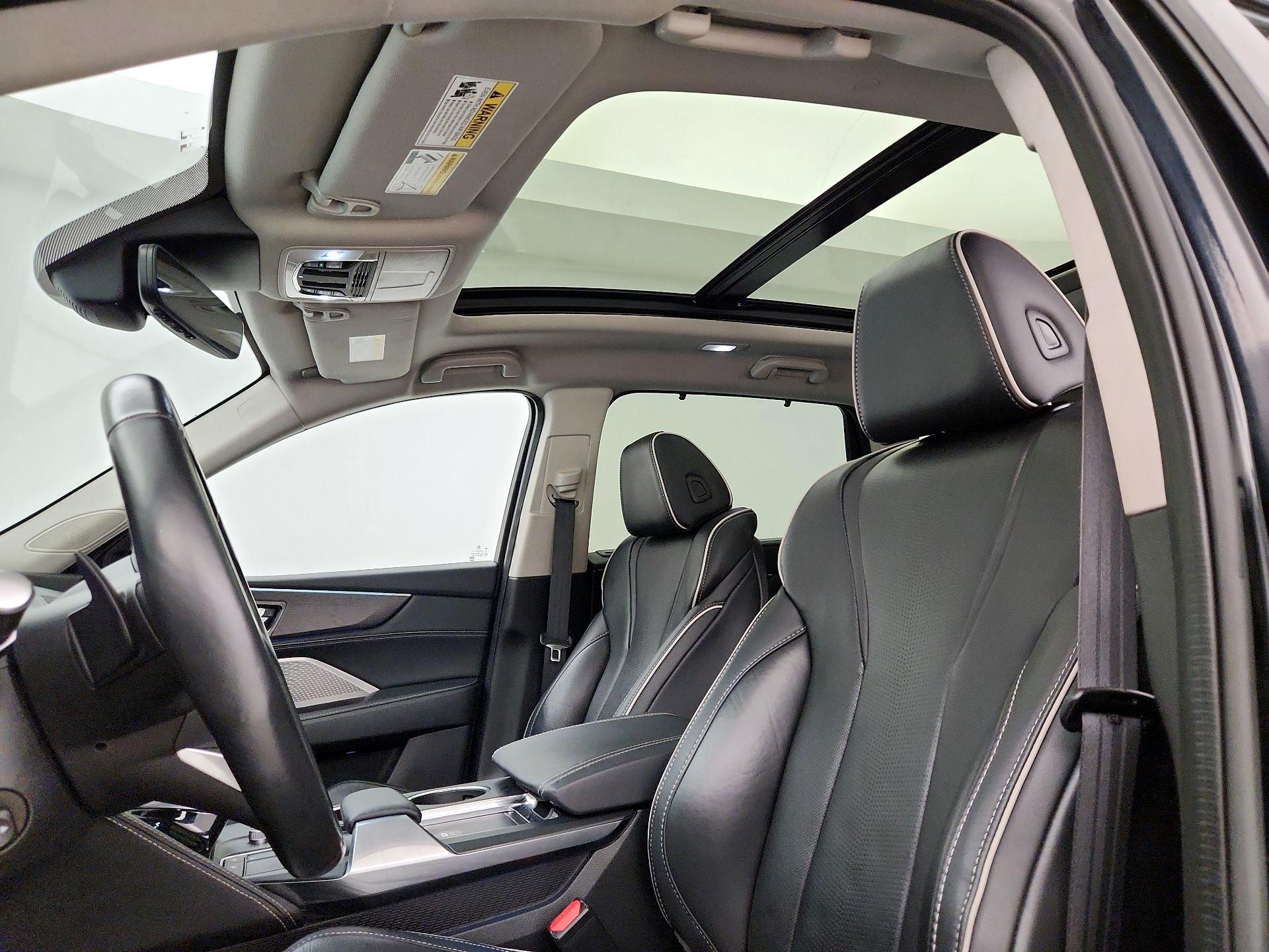 Thumbnail: 2022 Acura MDX - 20