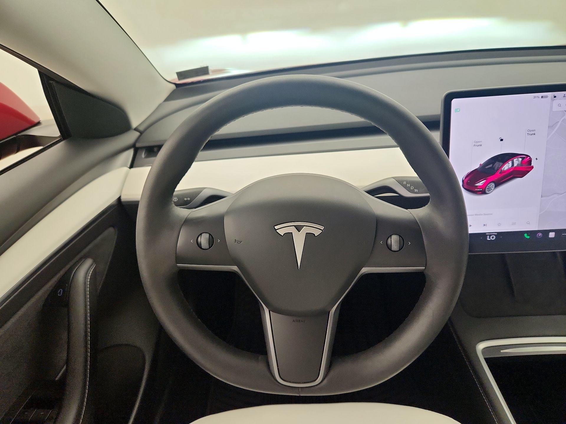 Thumbnail: 2021 Tesla Model 3 - 10