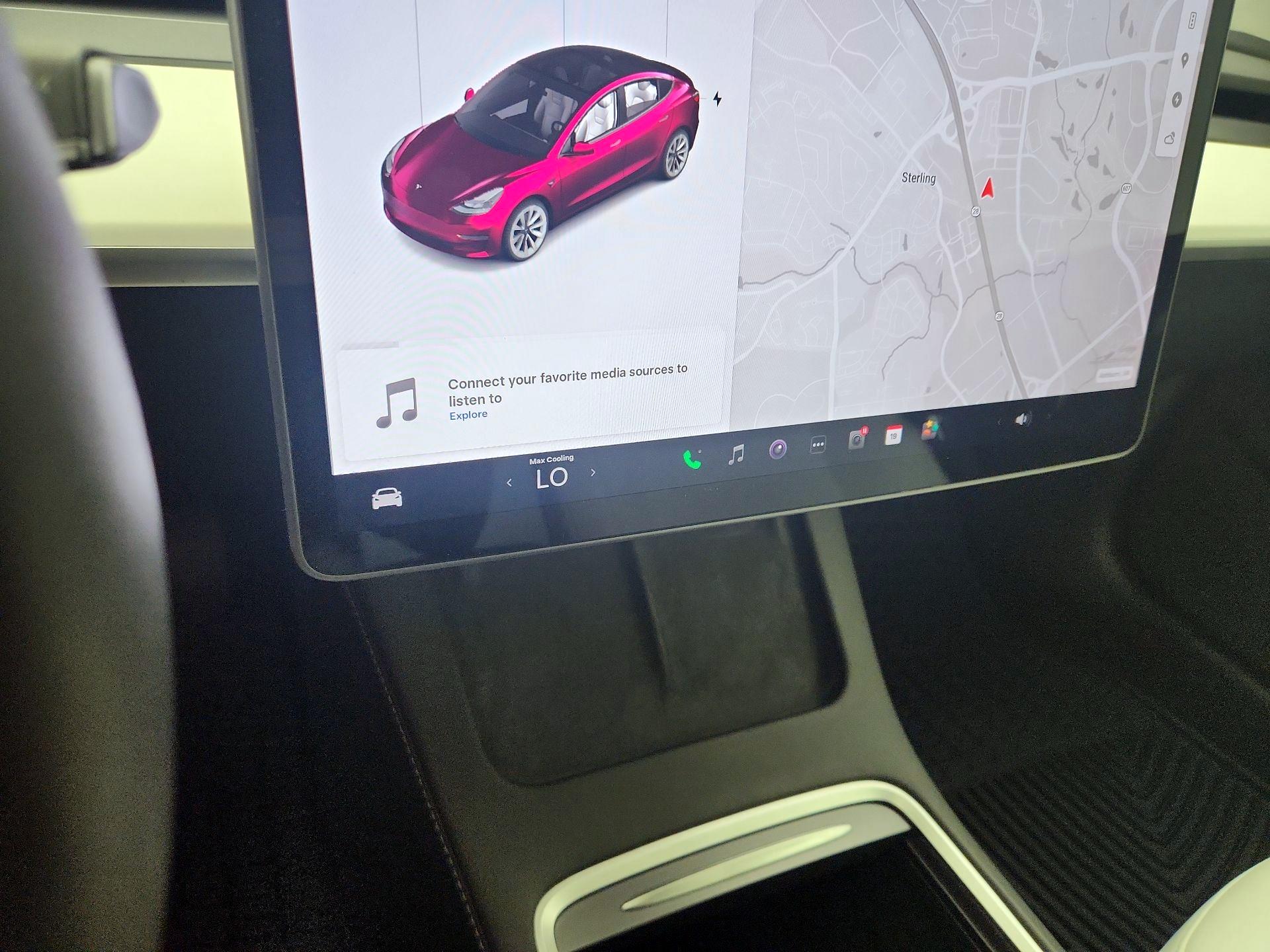 Thumbnail: 2021 Tesla Model 3 - 16