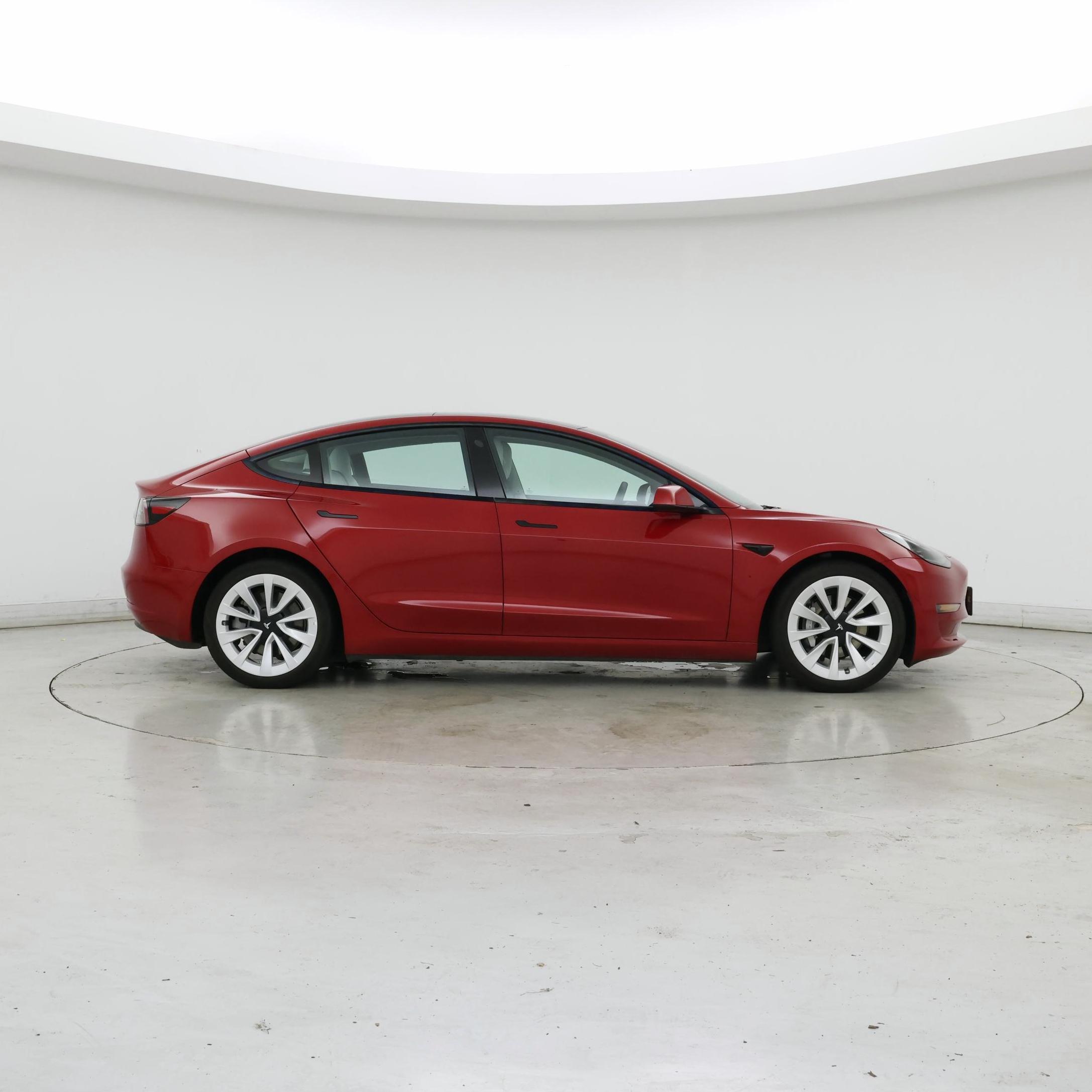 Thumbnail: 2021 Tesla Model 3 - 7