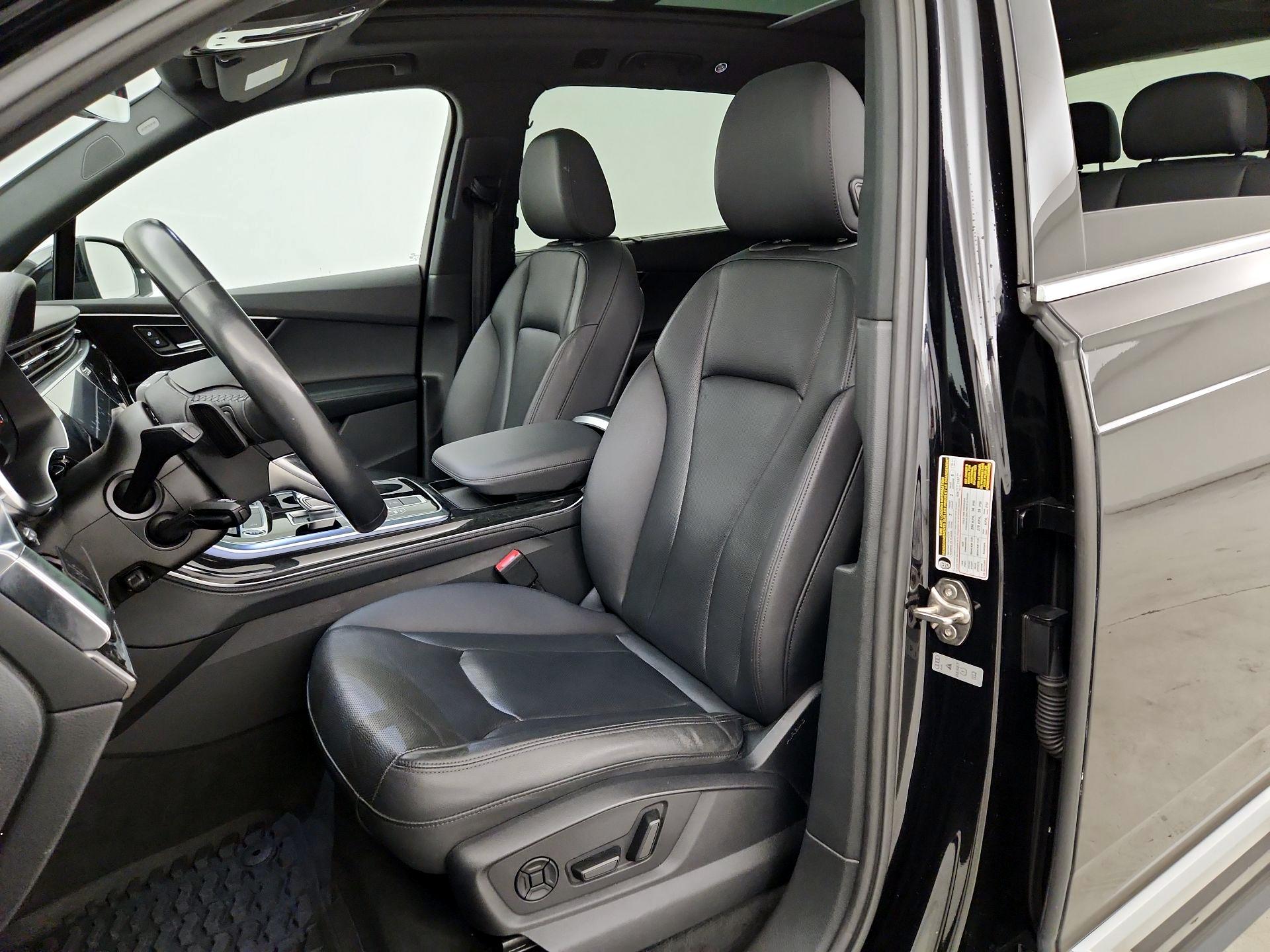 Thumbnail: 2021 Audi Q7 - 11
