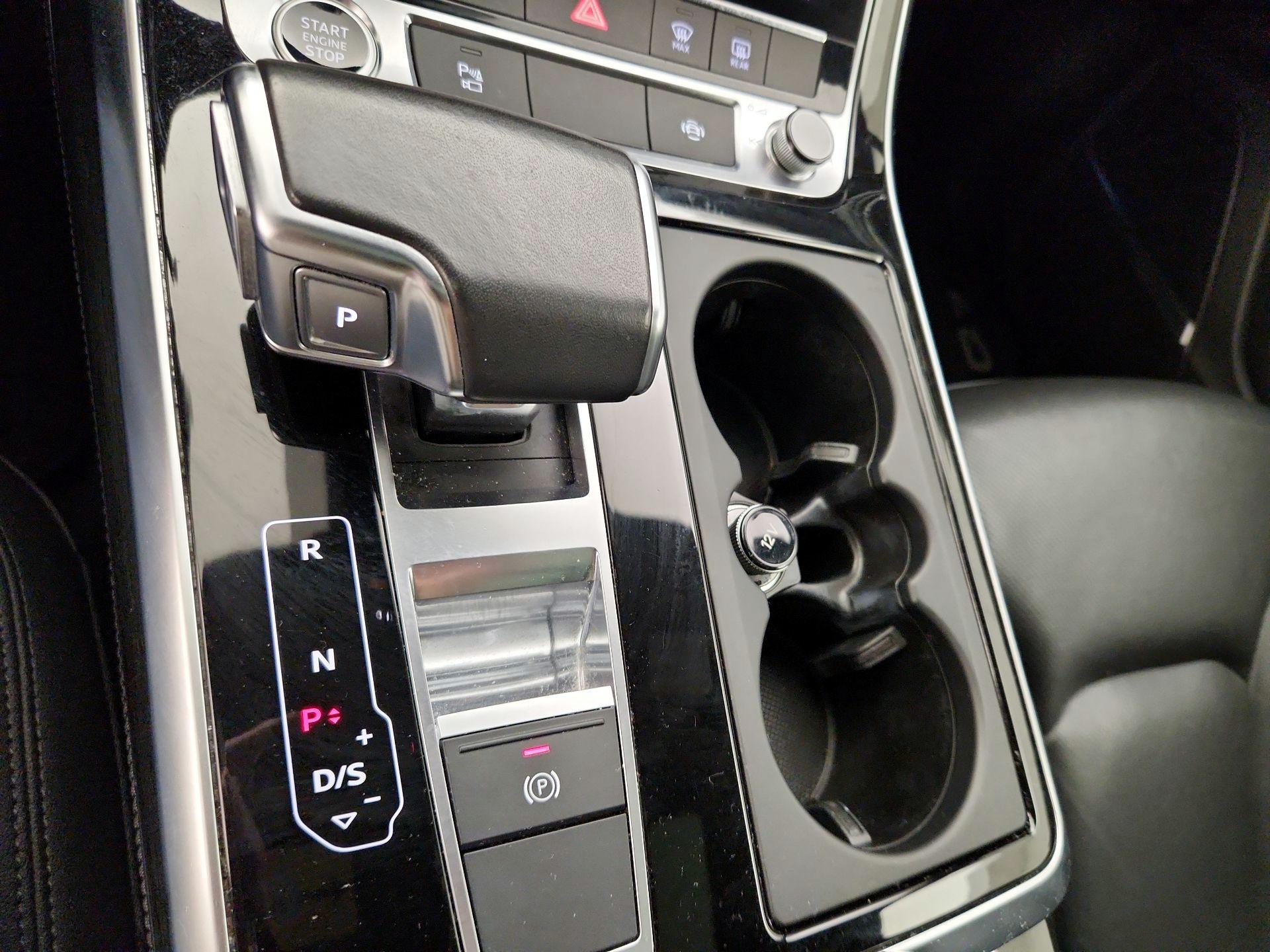 Thumbnail: 2021 Audi Q7 - 18