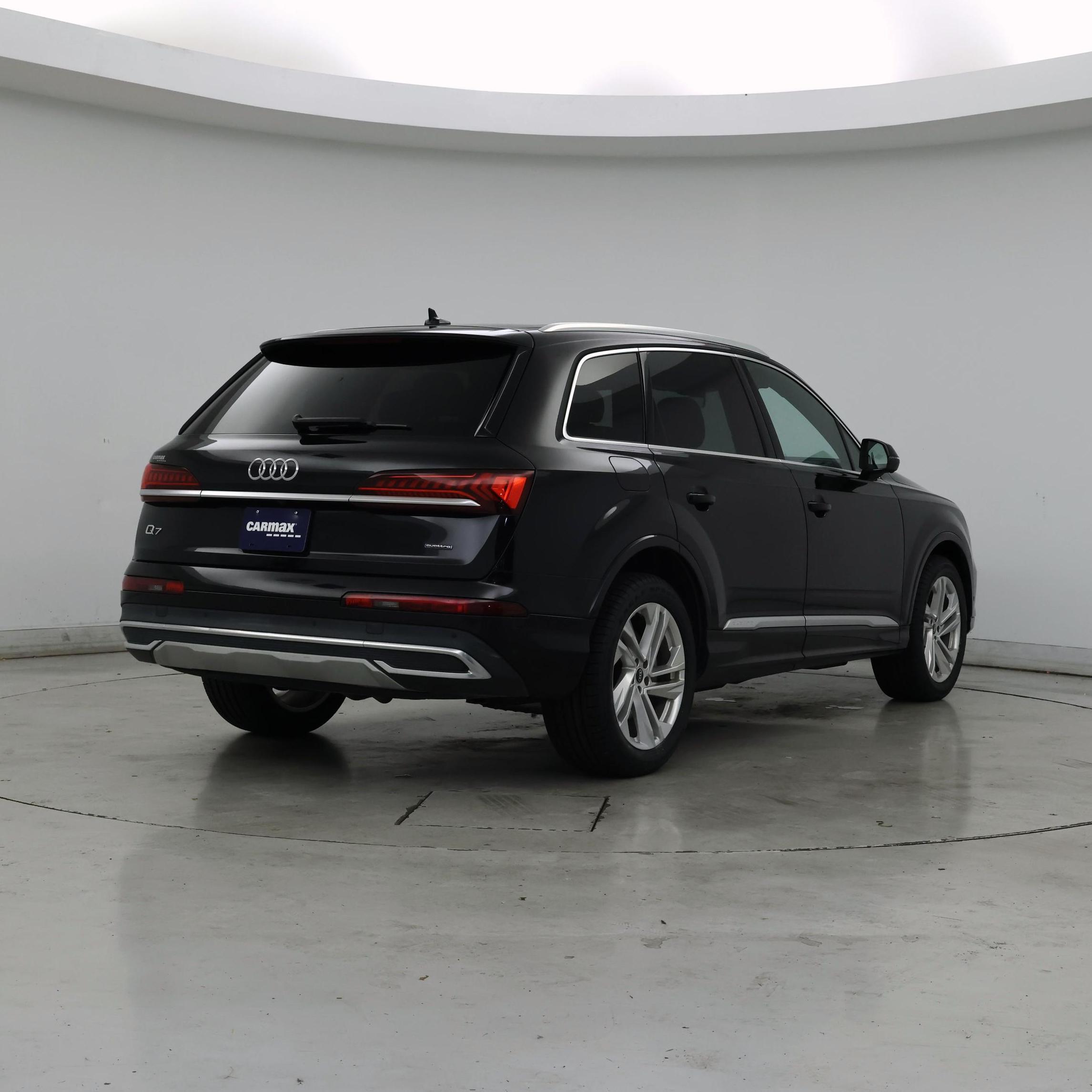 Thumbnail: 2021 Audi Q7 - 8