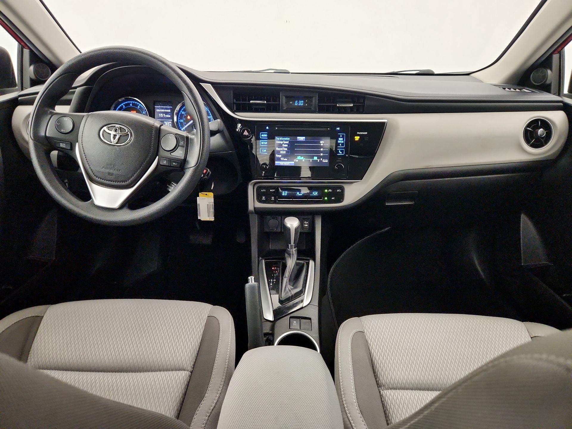 Thumbnail: 2017 Toyota Corolla - 9