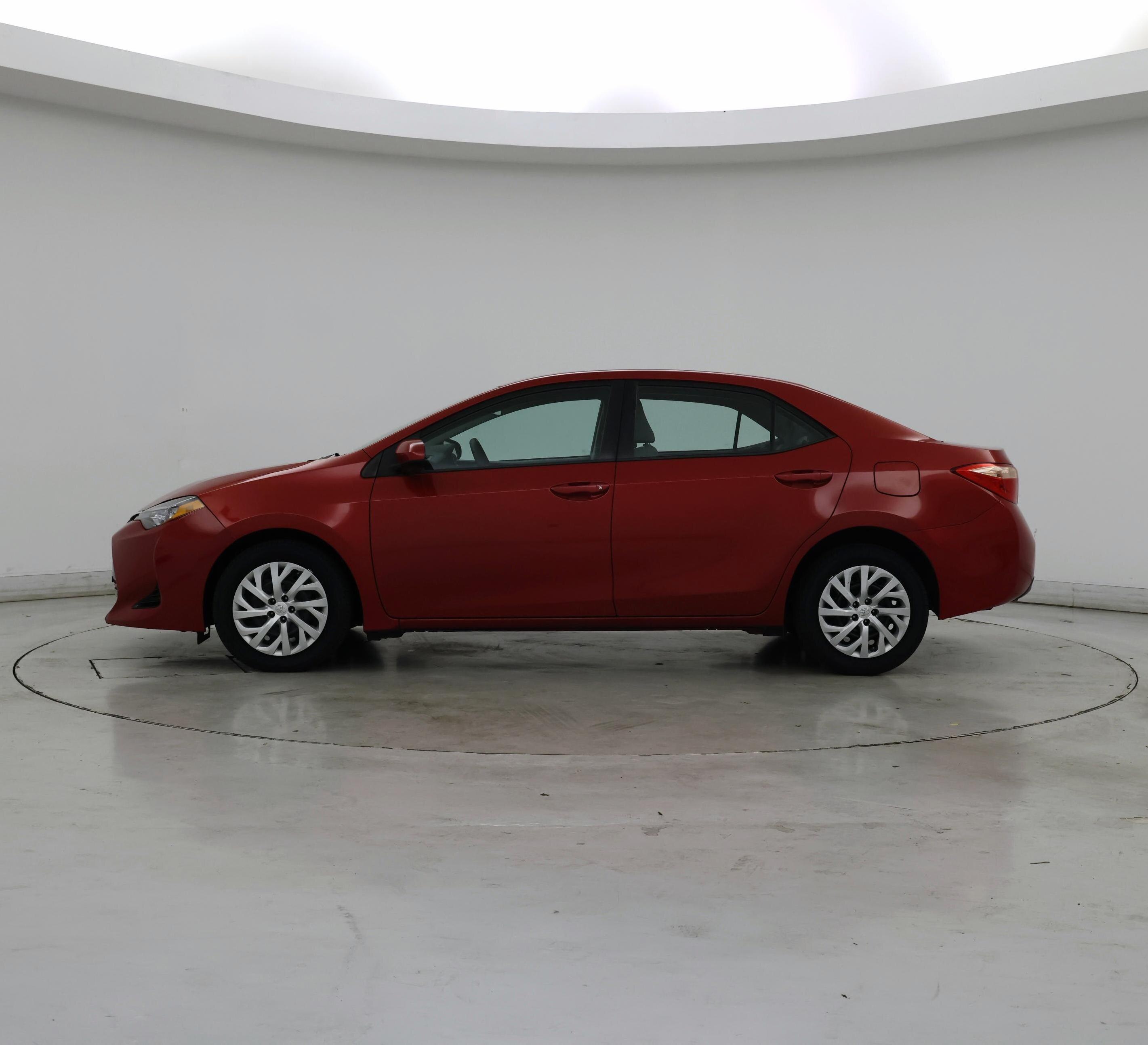 Thumbnail: 2017 Toyota Corolla - 3