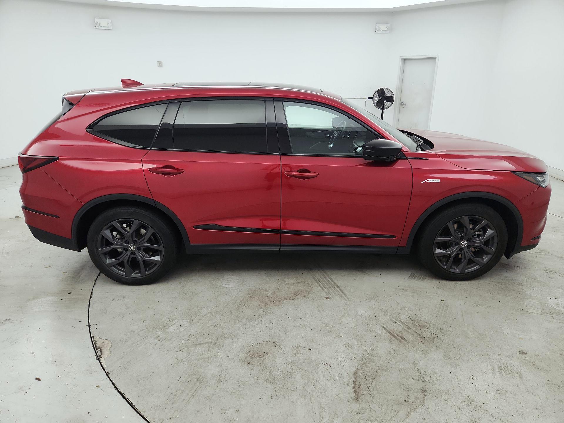 Thumbnail: 2023 Acura MDX - 4
