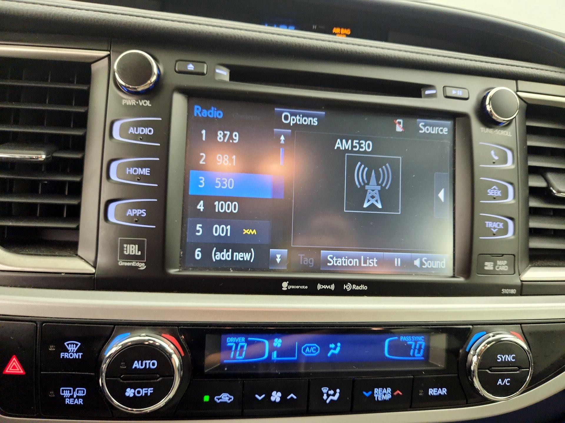 Thumbnail: 2017 Toyota Highlander - 16