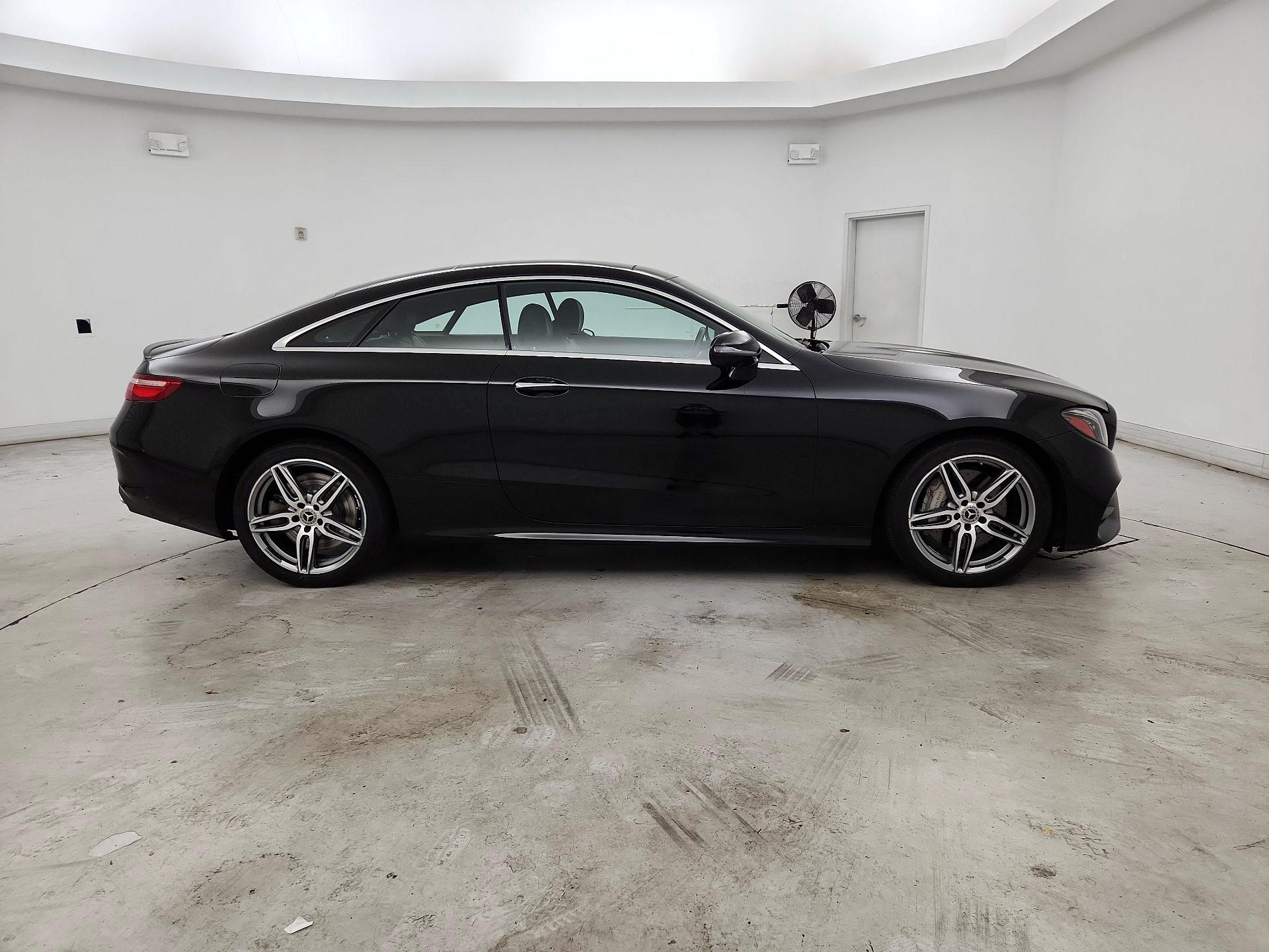 Thumbnail: 2019 Mercedes-Benz E-Class - 4