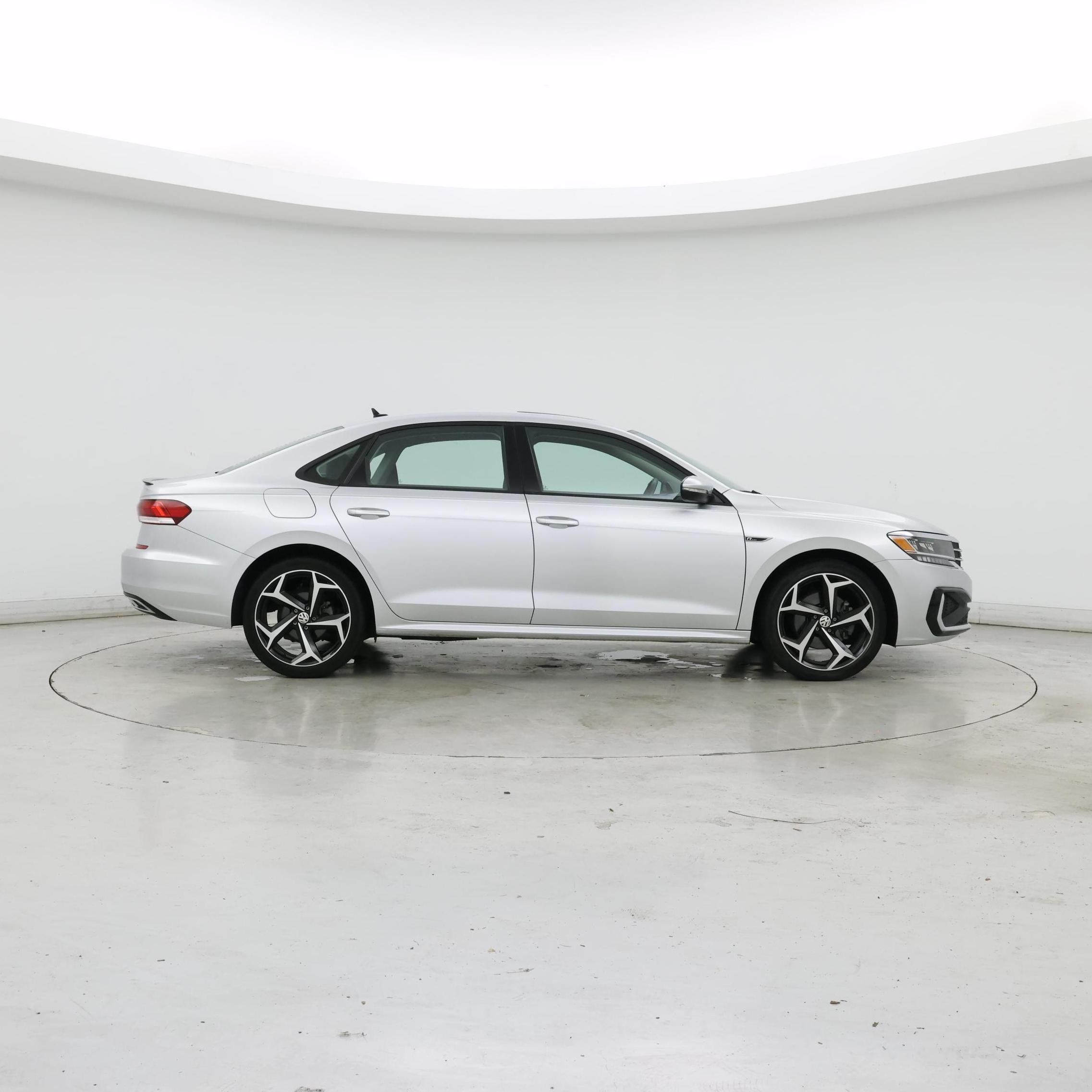Thumbnail: 2020 Volkswagen Passat - 7