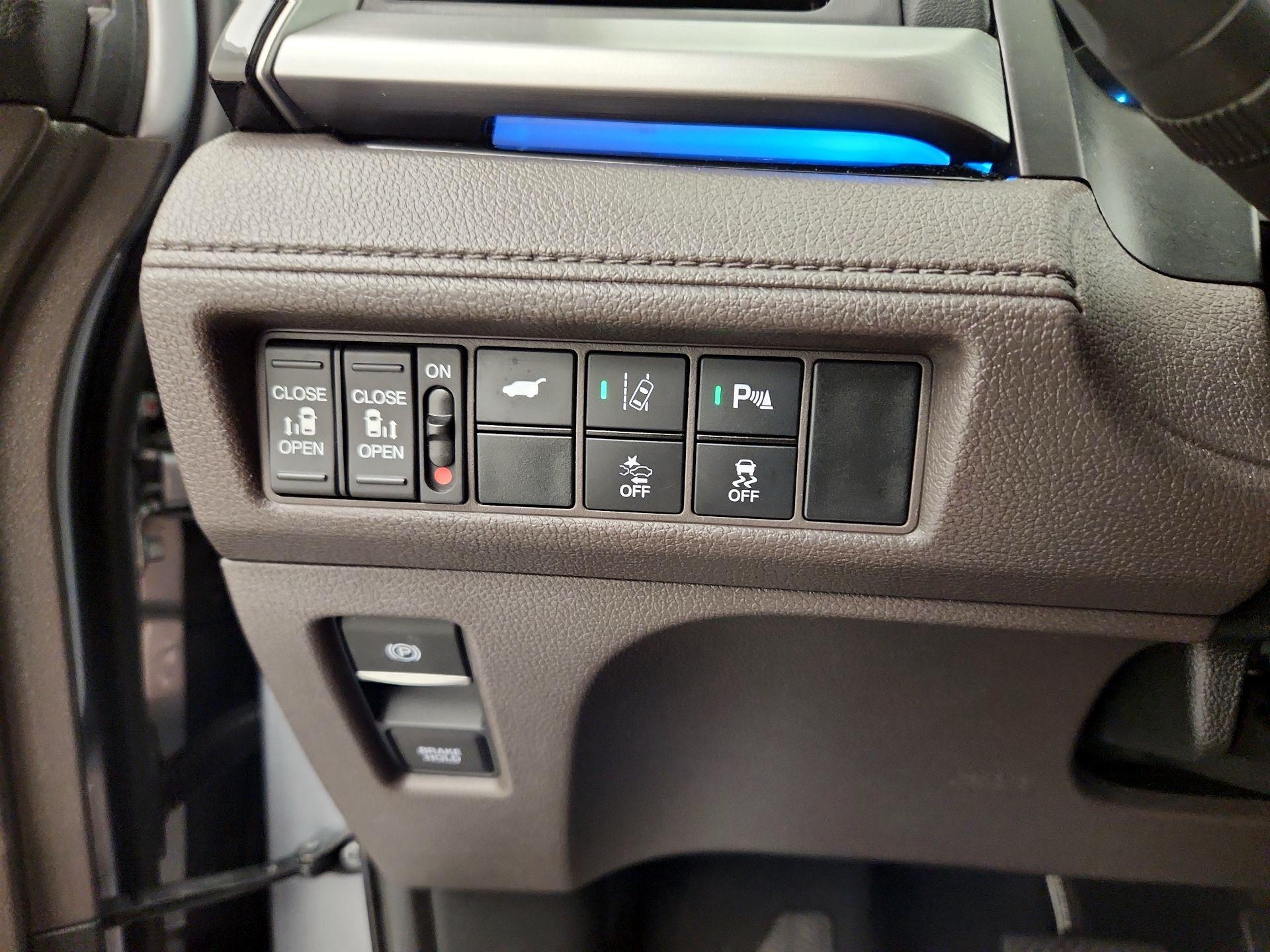 Thumbnail: 2020 Honda Odyssey - 11