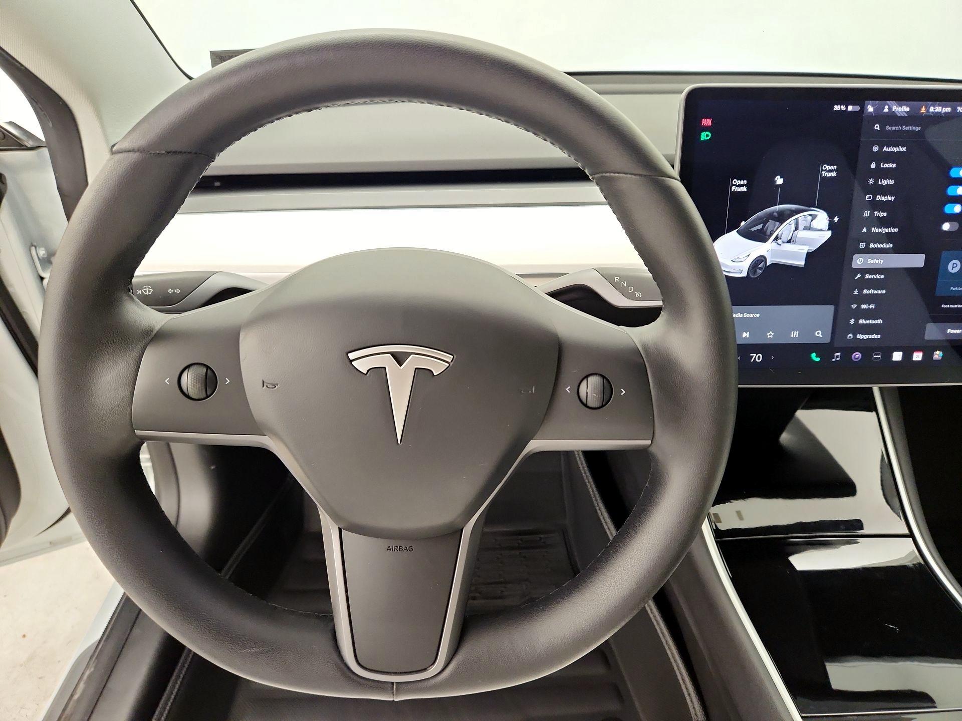 Thumbnail: 2020 Tesla Model 3 - 10