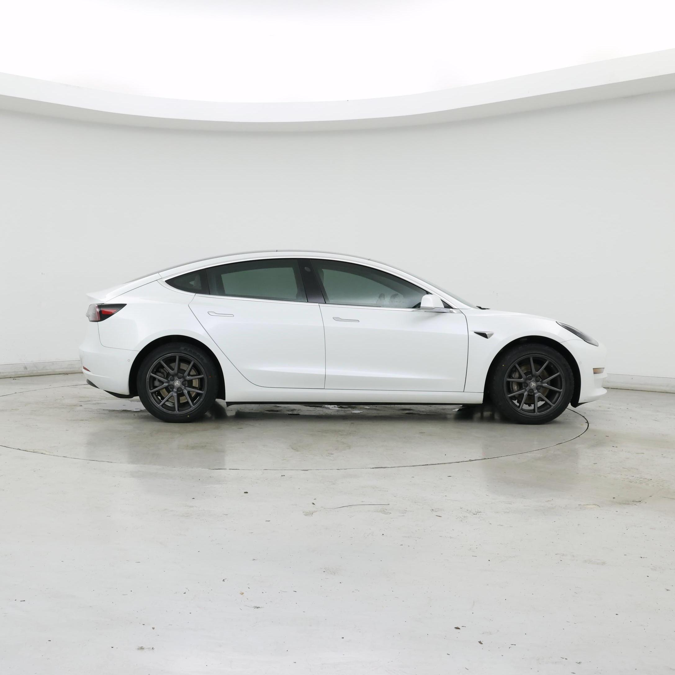 Thumbnail: 2020 Tesla Model 3 - 7