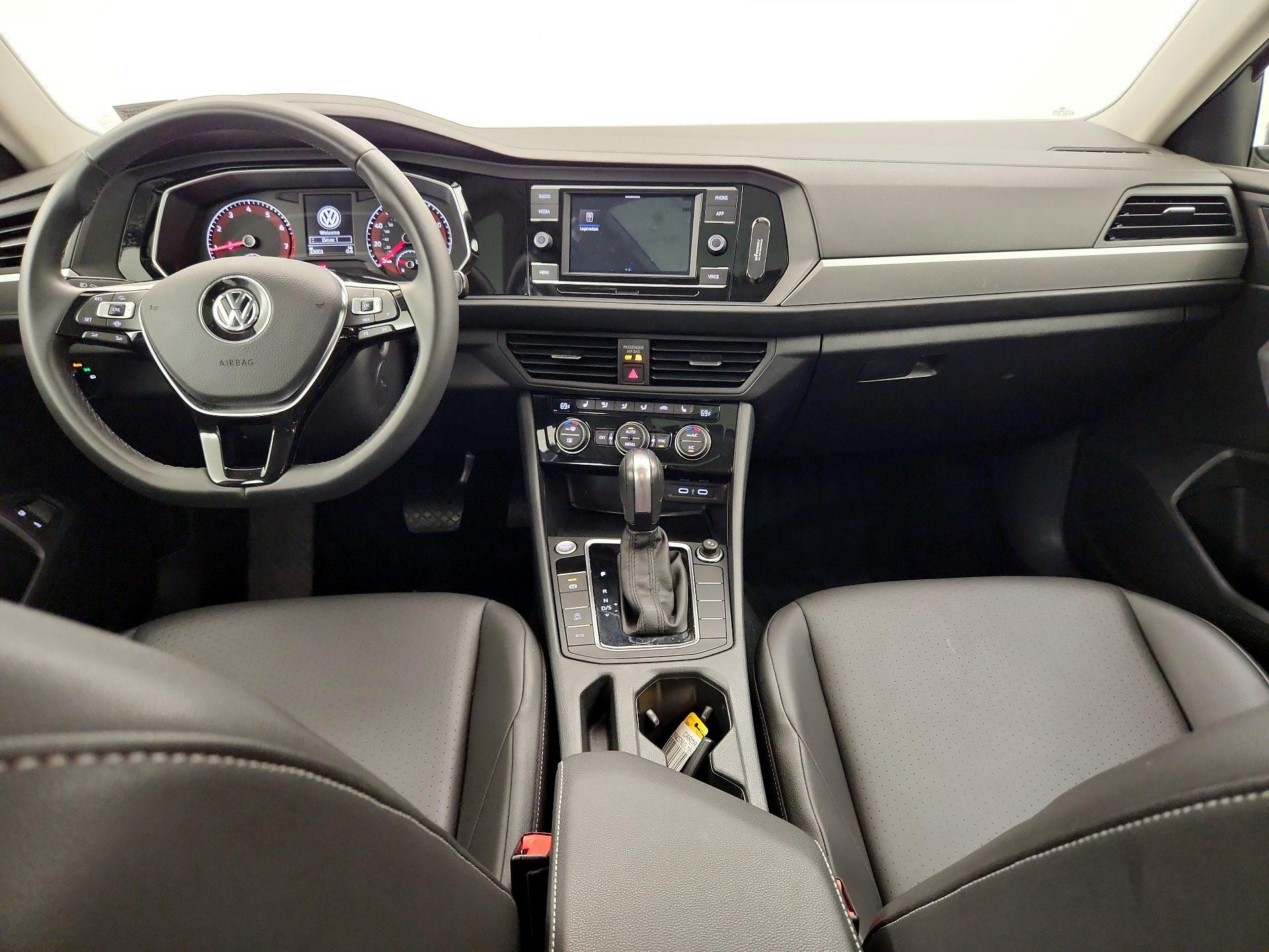 Thumbnail: 2020 Volkswagen Jetta - 9