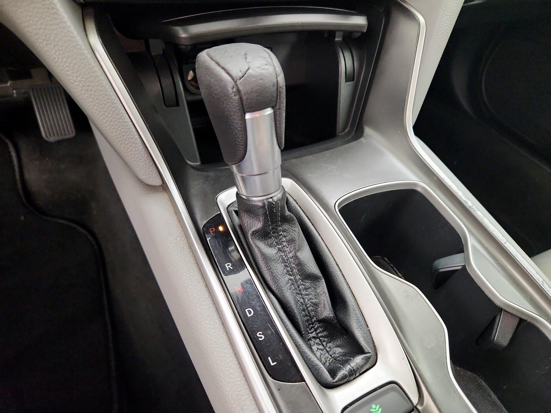 Thumbnail: 2018 Honda Accord - 17