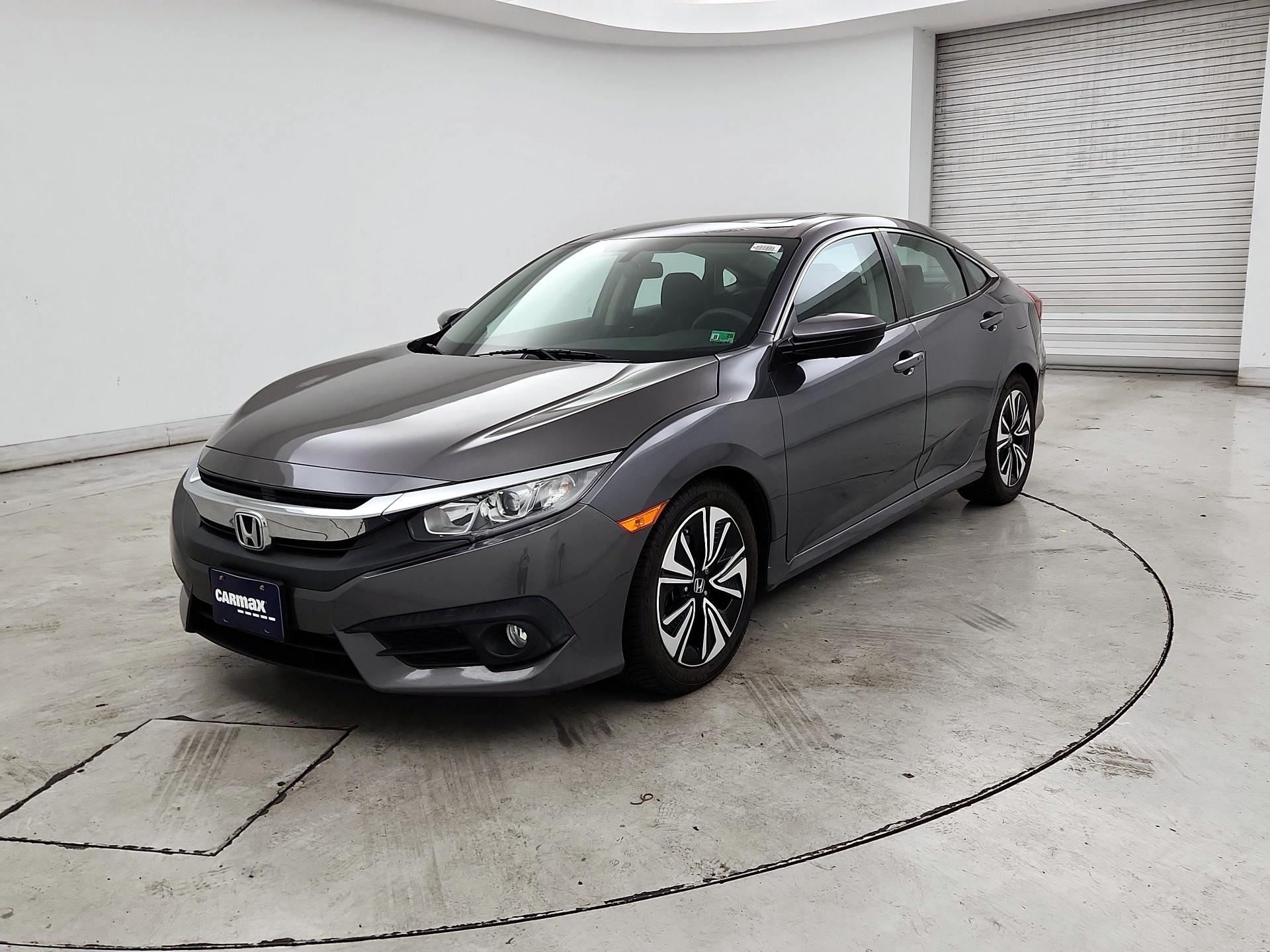 Thumbnail: 2017 Honda Civic - 3