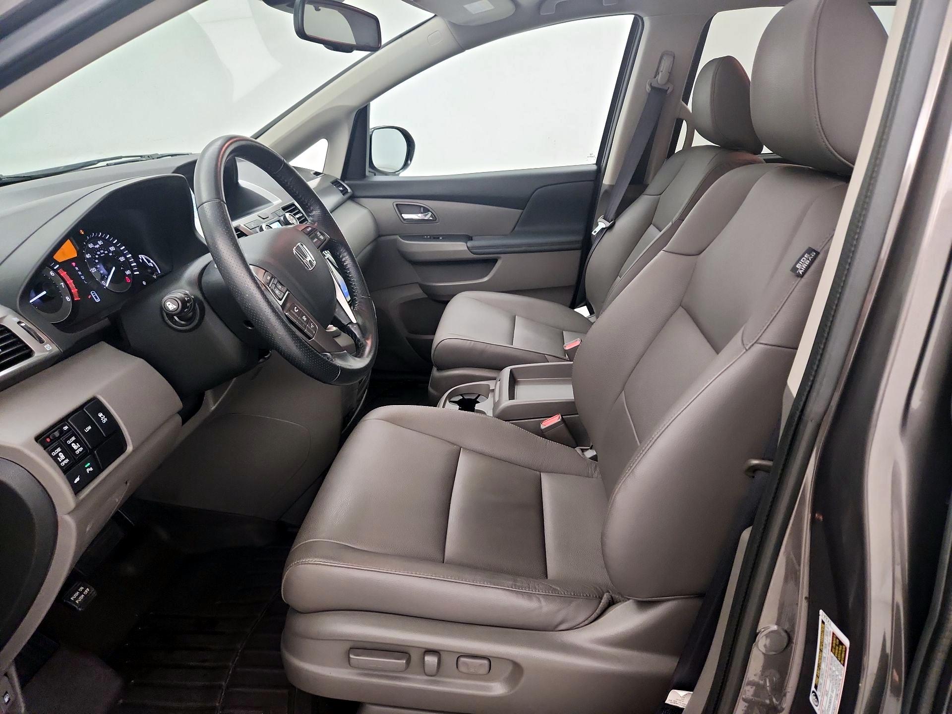 Thumbnail: 2017 Honda Odyssey - 11